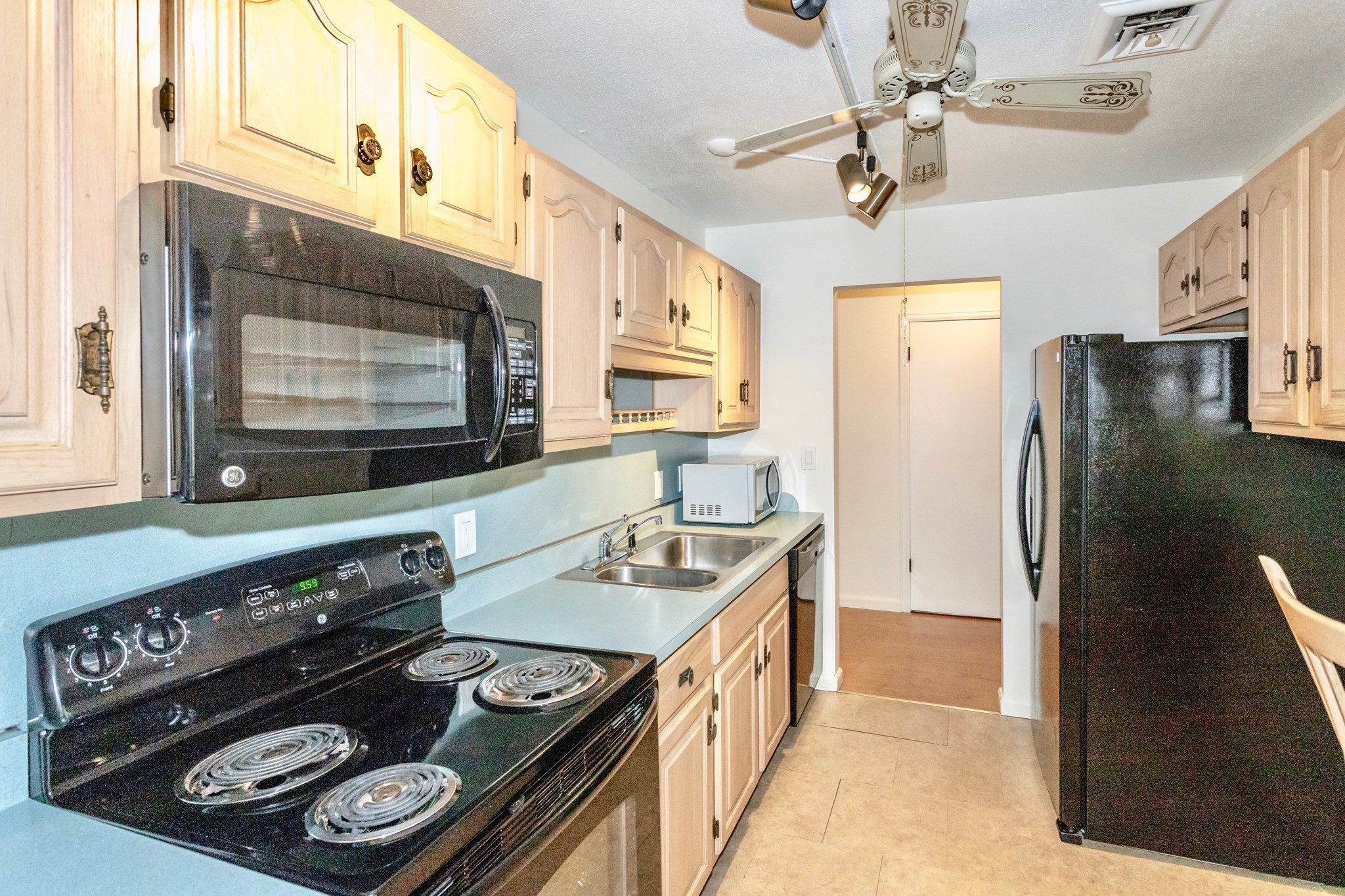 324 Russell Road Unit 204, Westfield, MA 01085 - Image 3