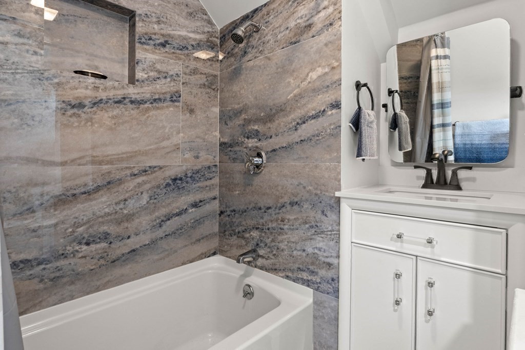 30 Chapel Street Unit B, Gloucester, MA 01930 - Image 22