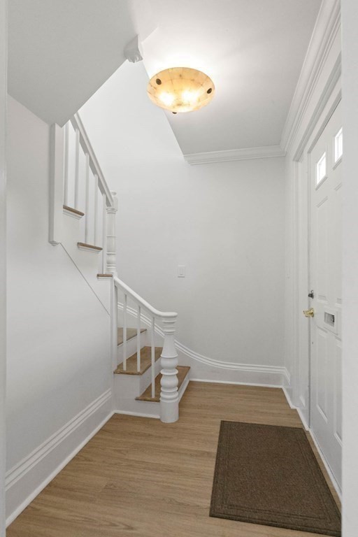 30 Chapel Street Unit B, Gloucester, MA 01930 - Image 4