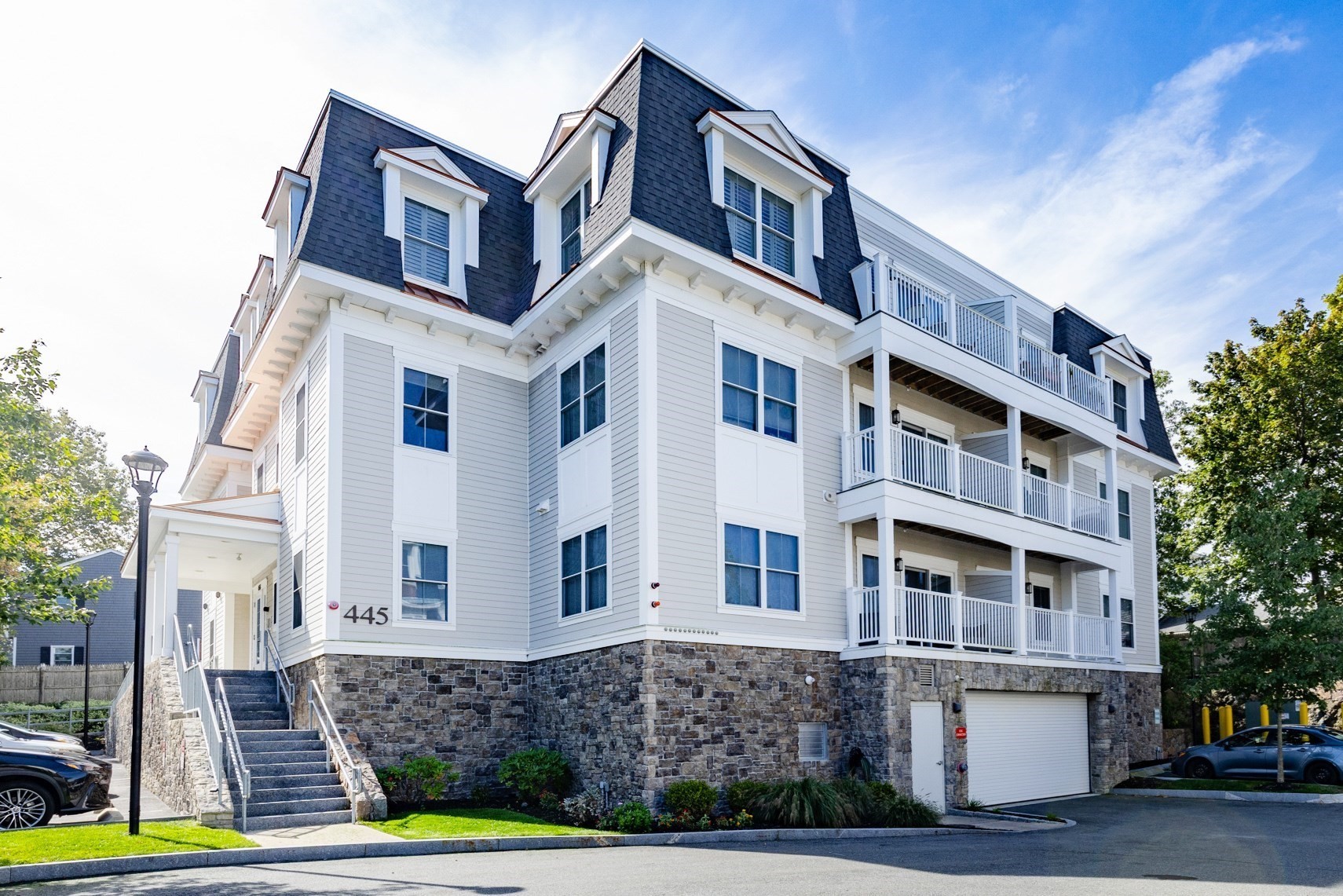 445 Essex Street Unit 304, Swampscott, MA 01907 - Image 2