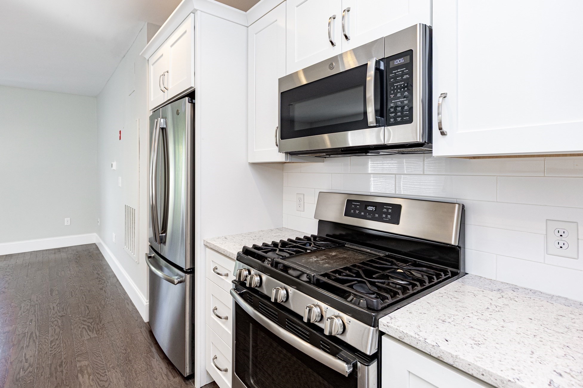 445 Essex Street Unit 304, Swampscott, MA 01907 - Image 10