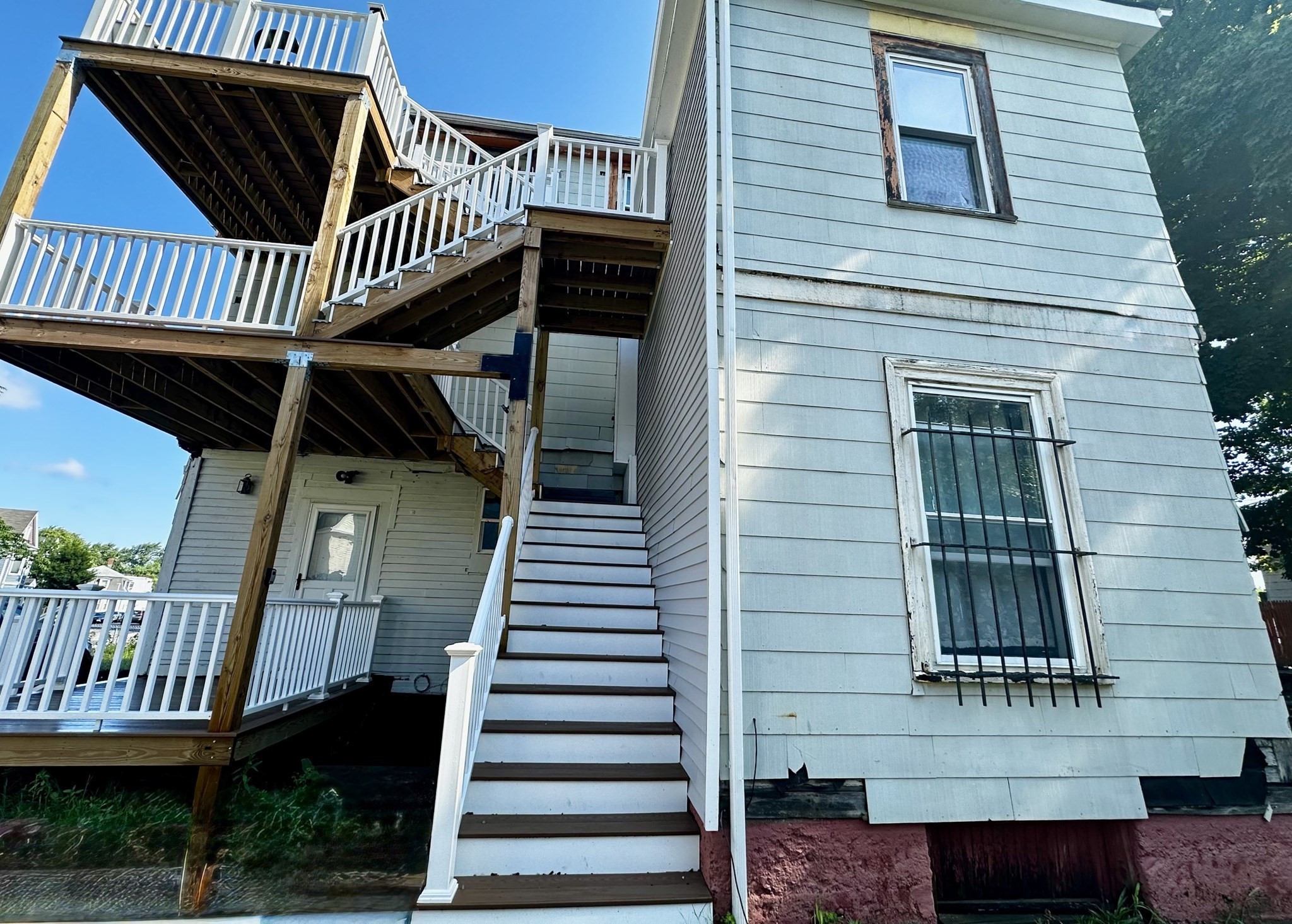 29 E Cottage, Dorchester, Boston, MA 02125 - Image 2