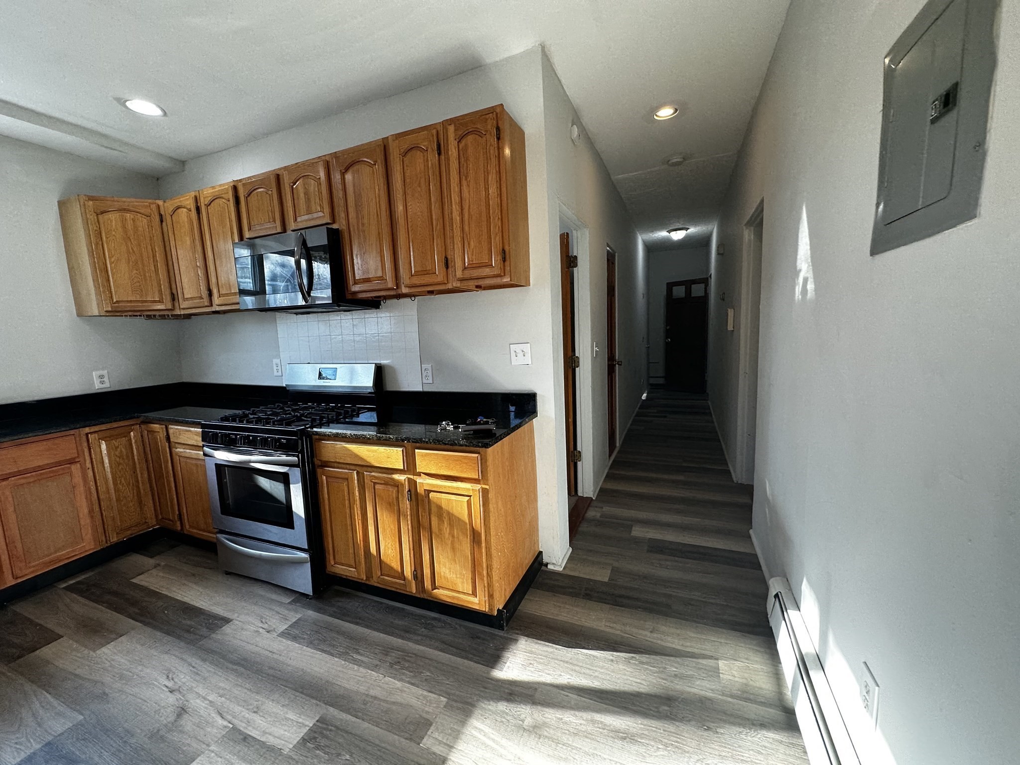 29 E Cottage, Dorchester, Boston, MA 02125 - Image 13