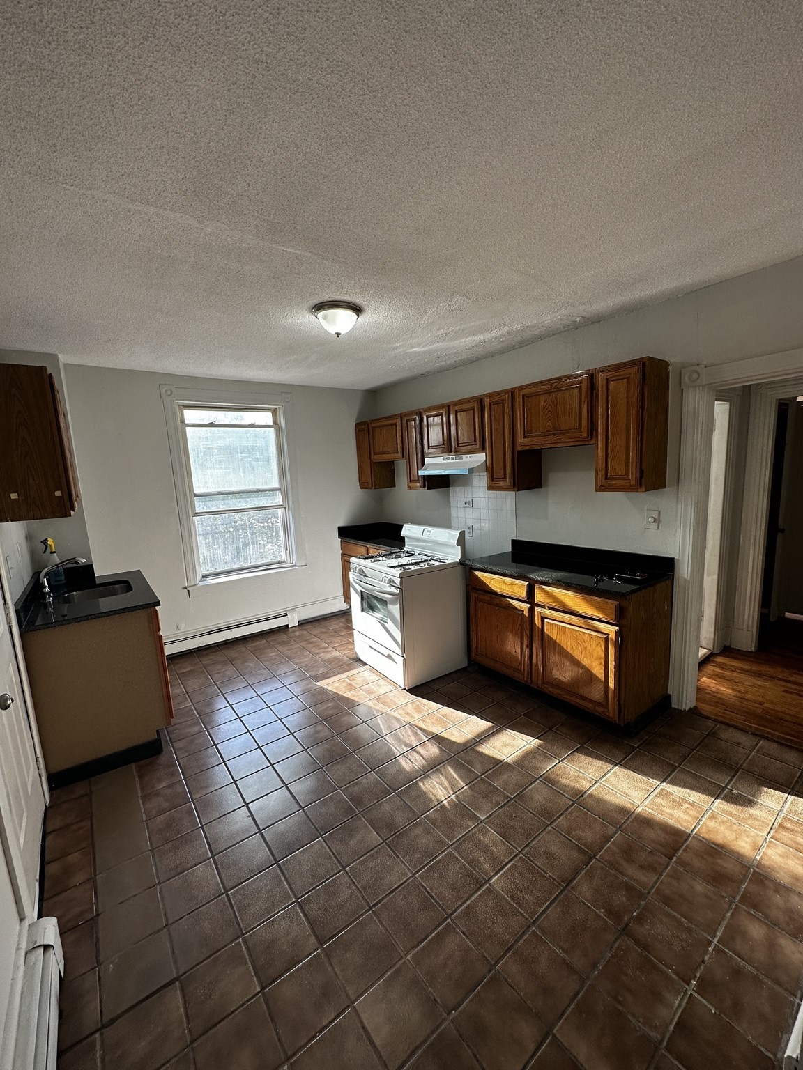 29 E Cottage, Dorchester, Boston, MA 02125 - Image 17