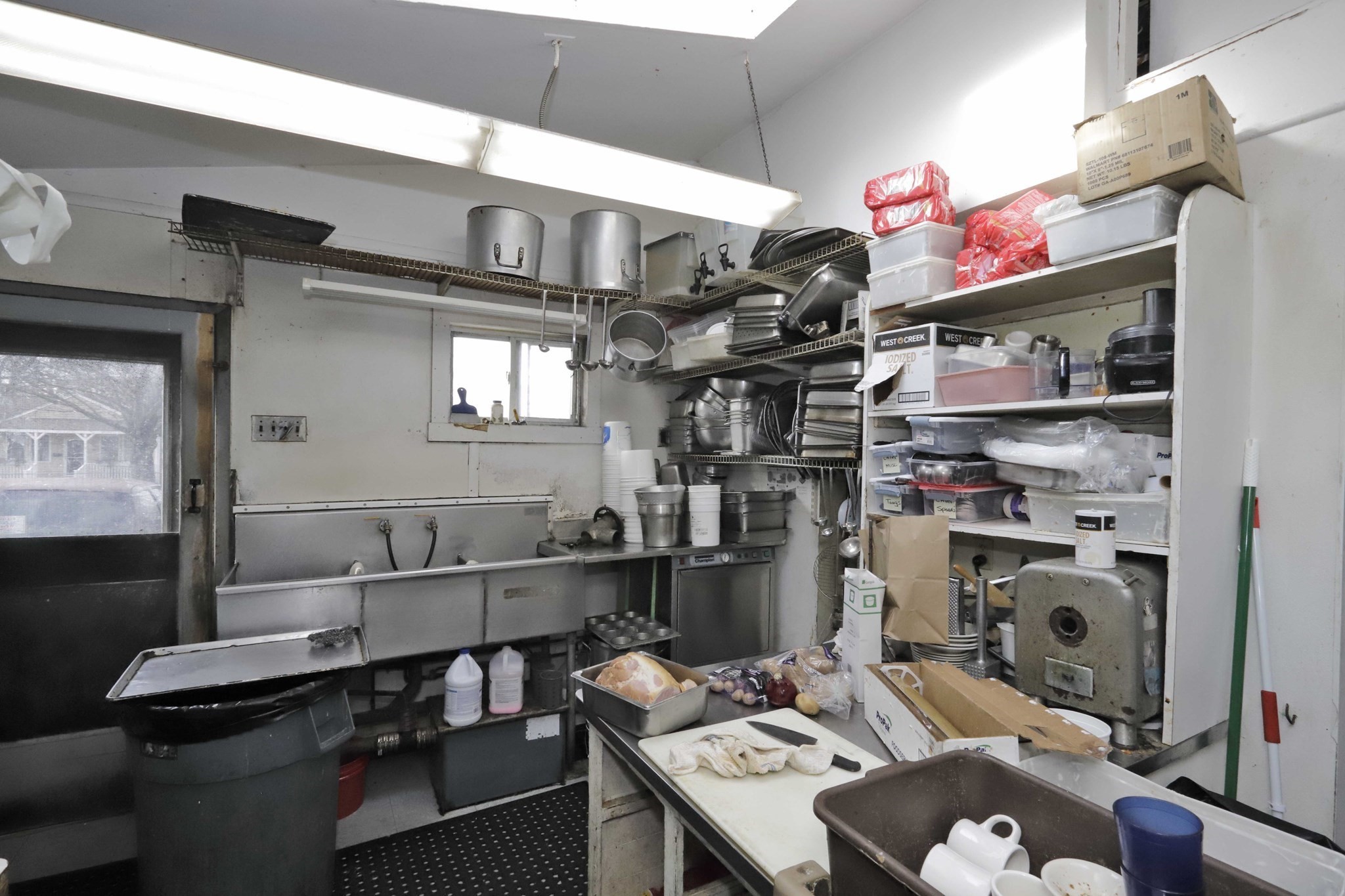 116 Sconticut Neck Rd, Fairhaven, MA 02719 - Image 12