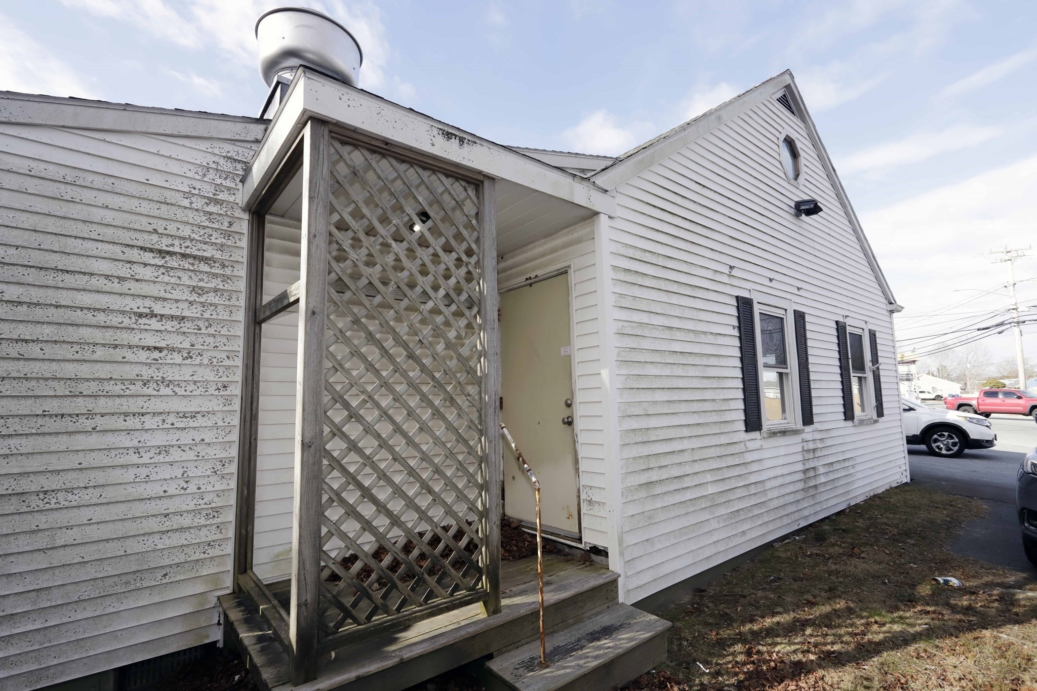 116 Sconticut Neck Rd, Fairhaven, MA 02719 - Image 3