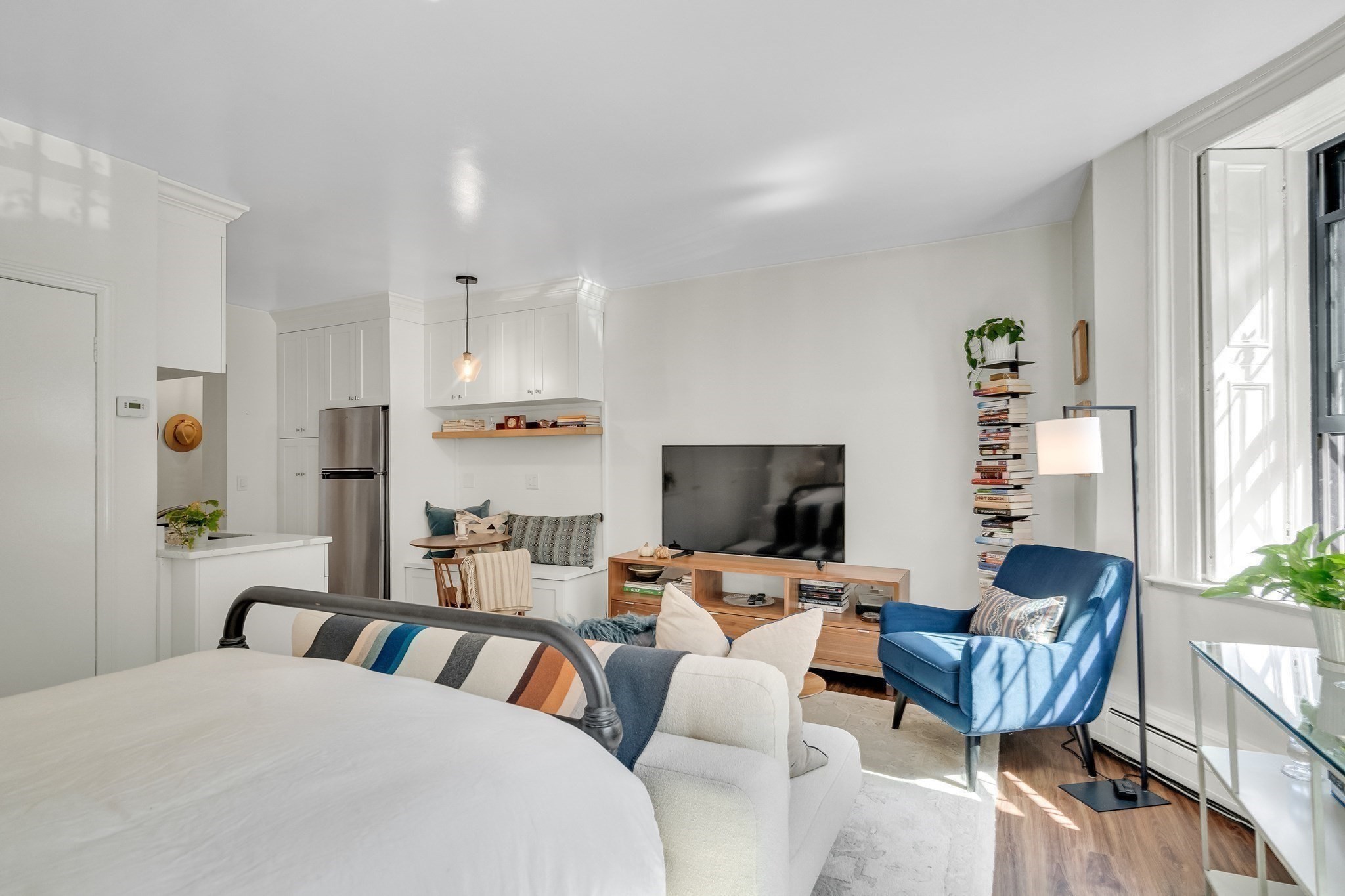 40 Commonwealth Ave Unit A, Back Bay, Boston, MA 02116