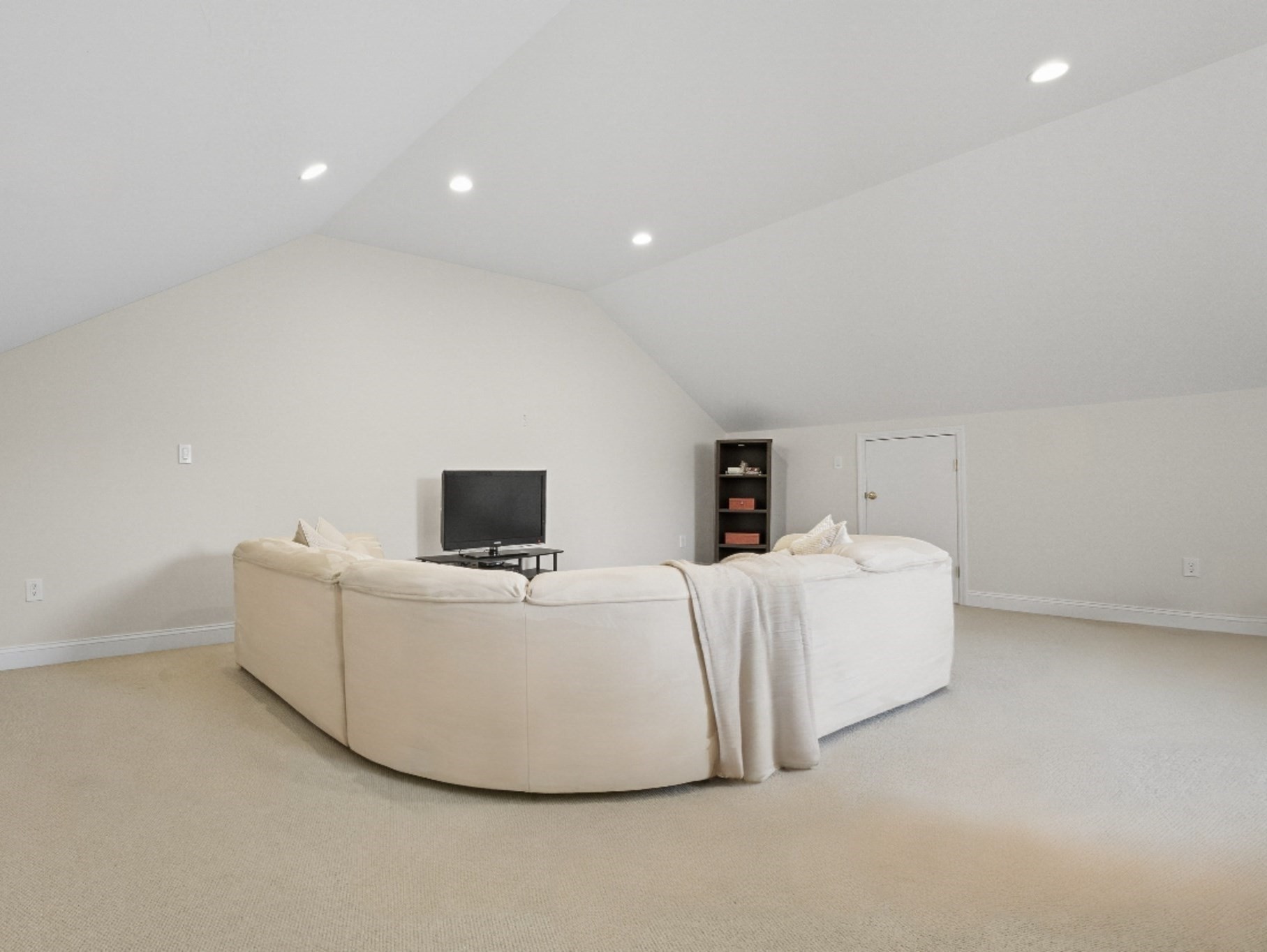 35 Andrea Cir Unit 35, Needham, MA 02494 - Image 26