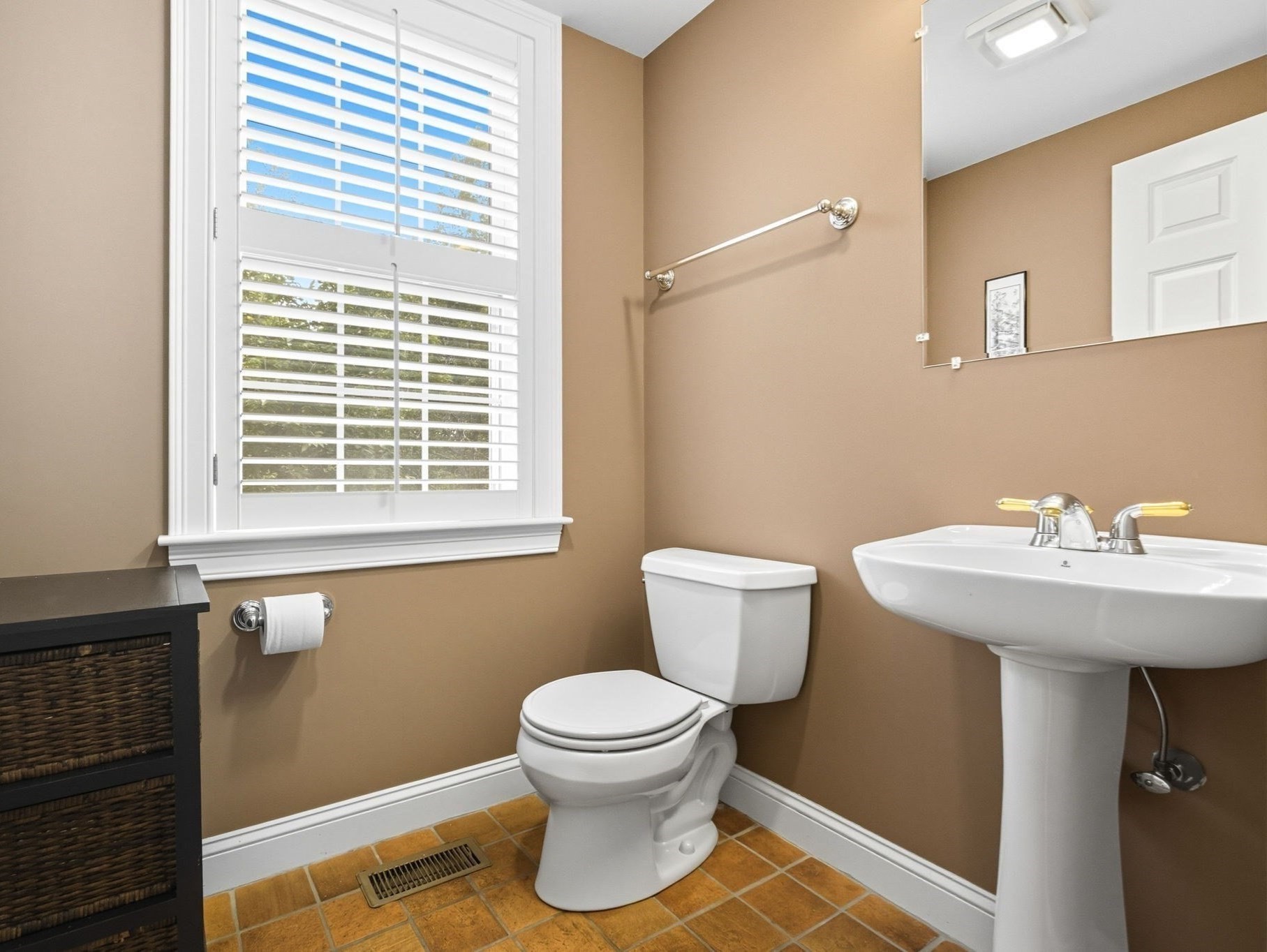 35 Andrea Cir Unit 35, Needham, MA 02494 - Image 10