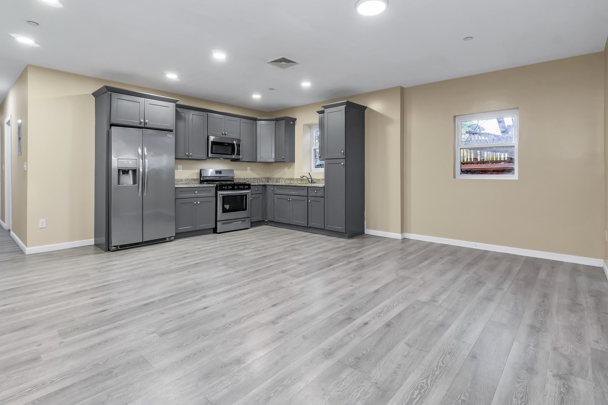 202 Broadway Unit 2-3, Lawrence, MA 01840