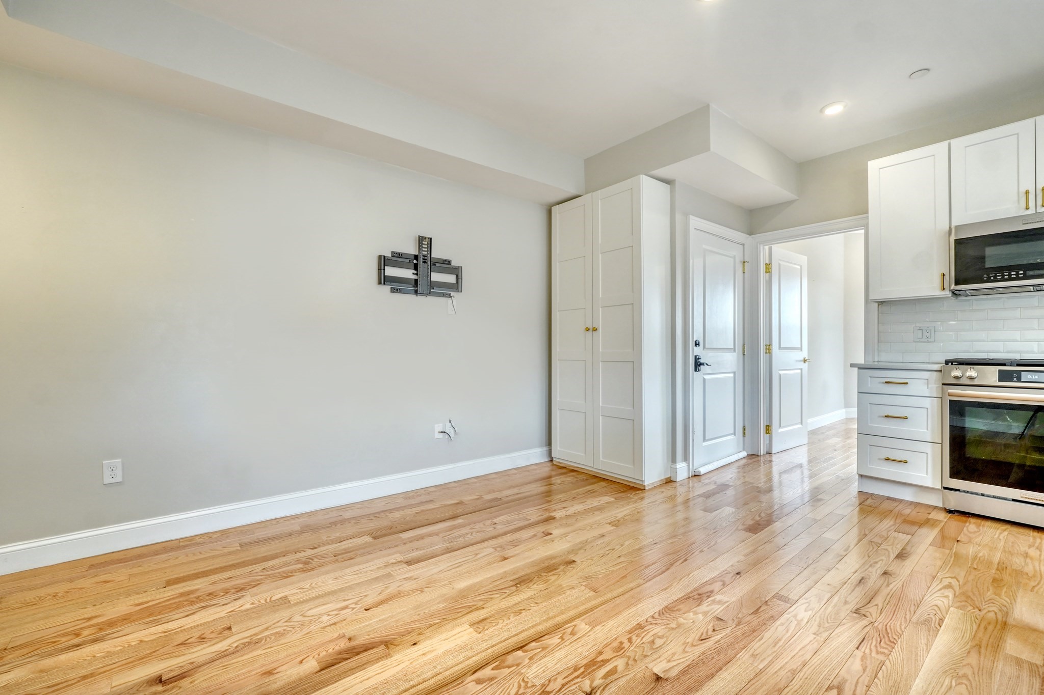 35 Somerset Ave. Unit 6, Winthrop, MA 02152 - Image 9