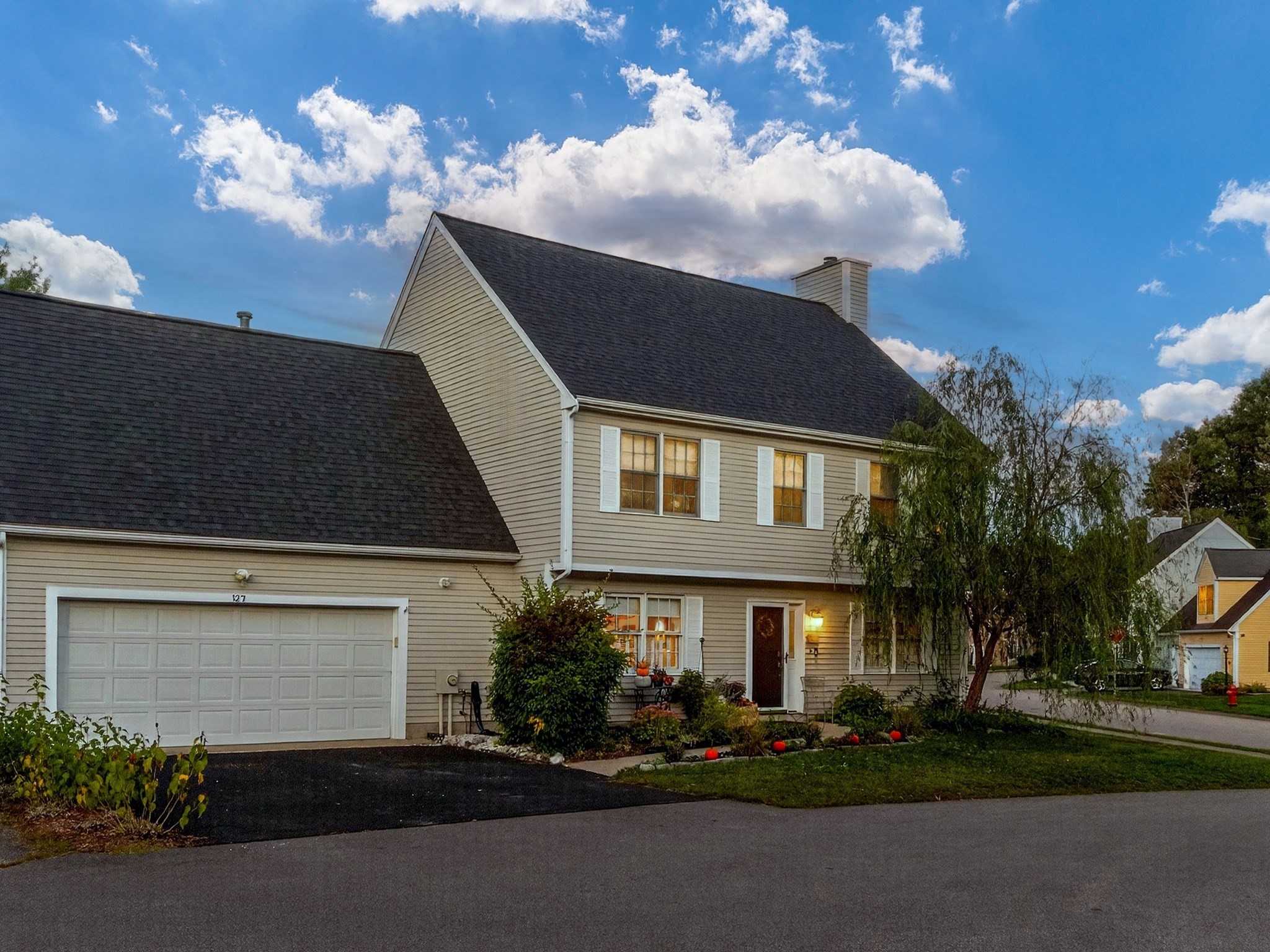 127 Clear Pond Drive Unit 127, Walpole, MA 02081