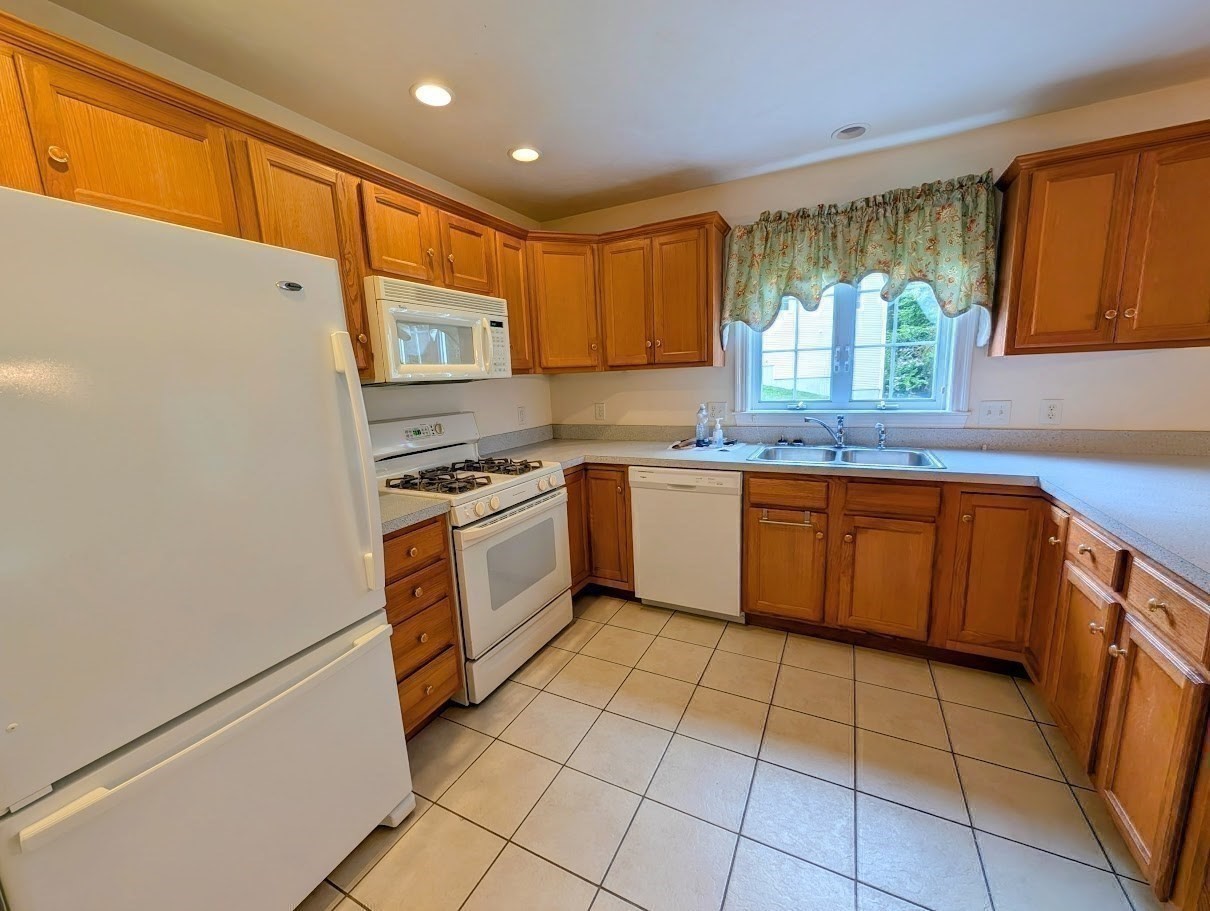 32 Horne Way Unit 32, Millbury, MA 01527 - Image 19