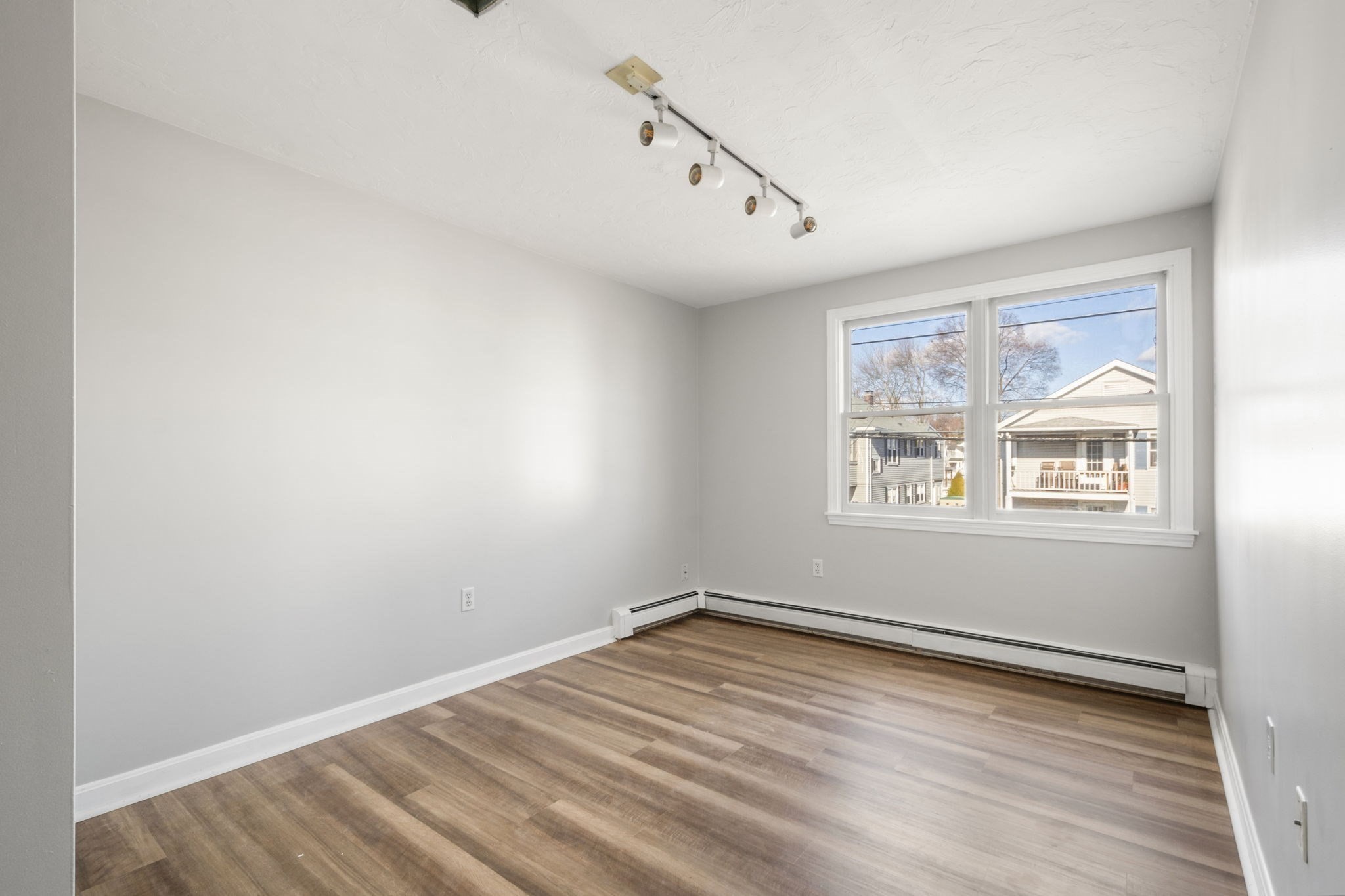 164 Grove St, Waltham, MA 02453 - Image 24
