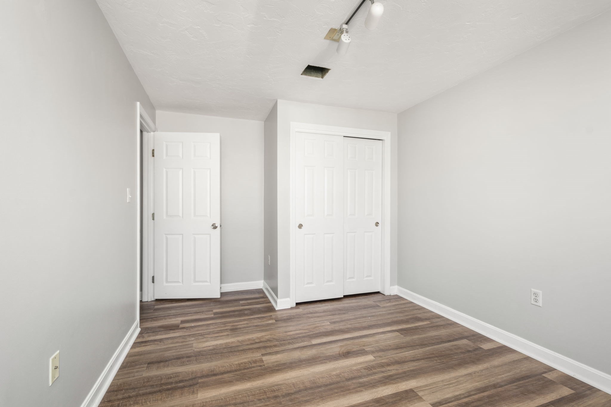 164 Grove St, Waltham, MA 02453 - Image 25