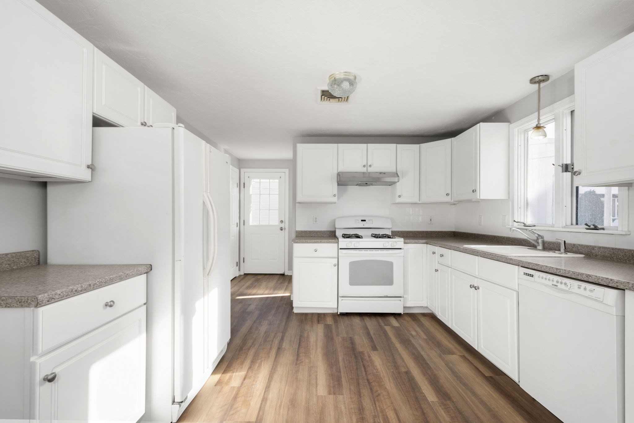 164 Grove St, Waltham, MA 02453 - Image 7