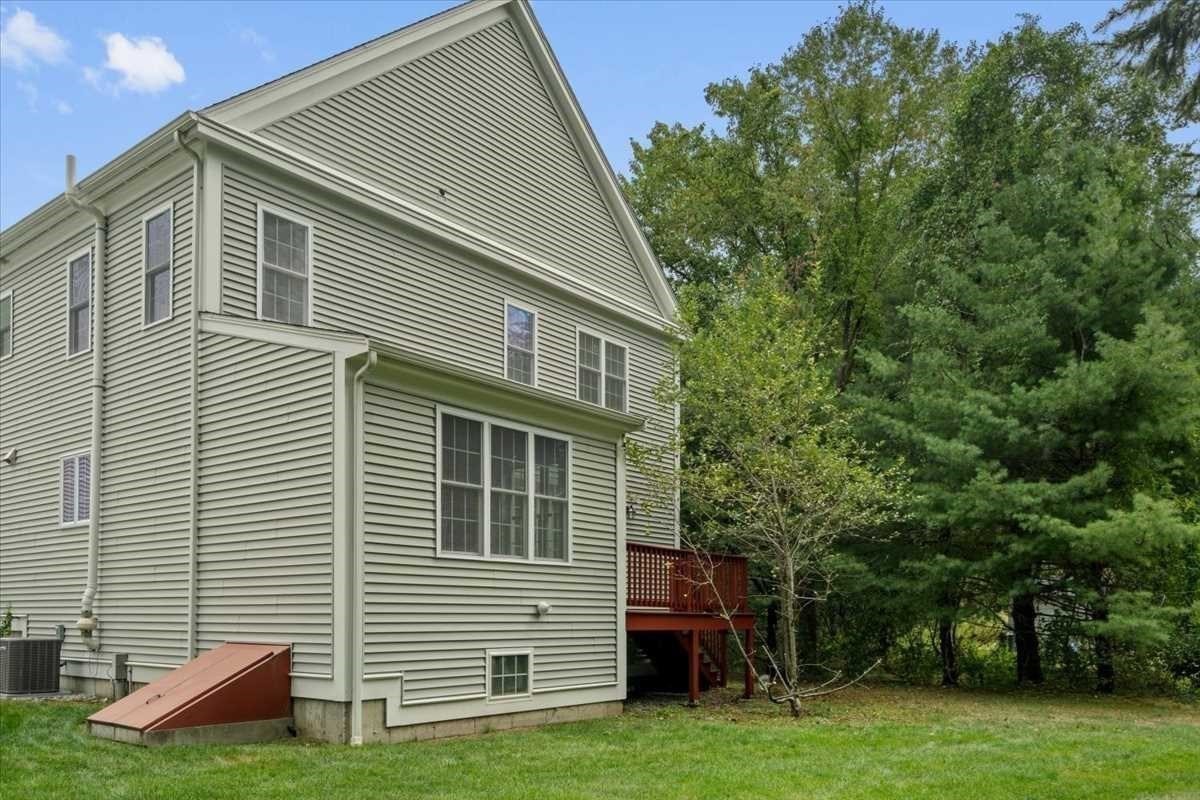 28 McIntosh Dr Unit 22, Stow, MA 01775 - Image 5