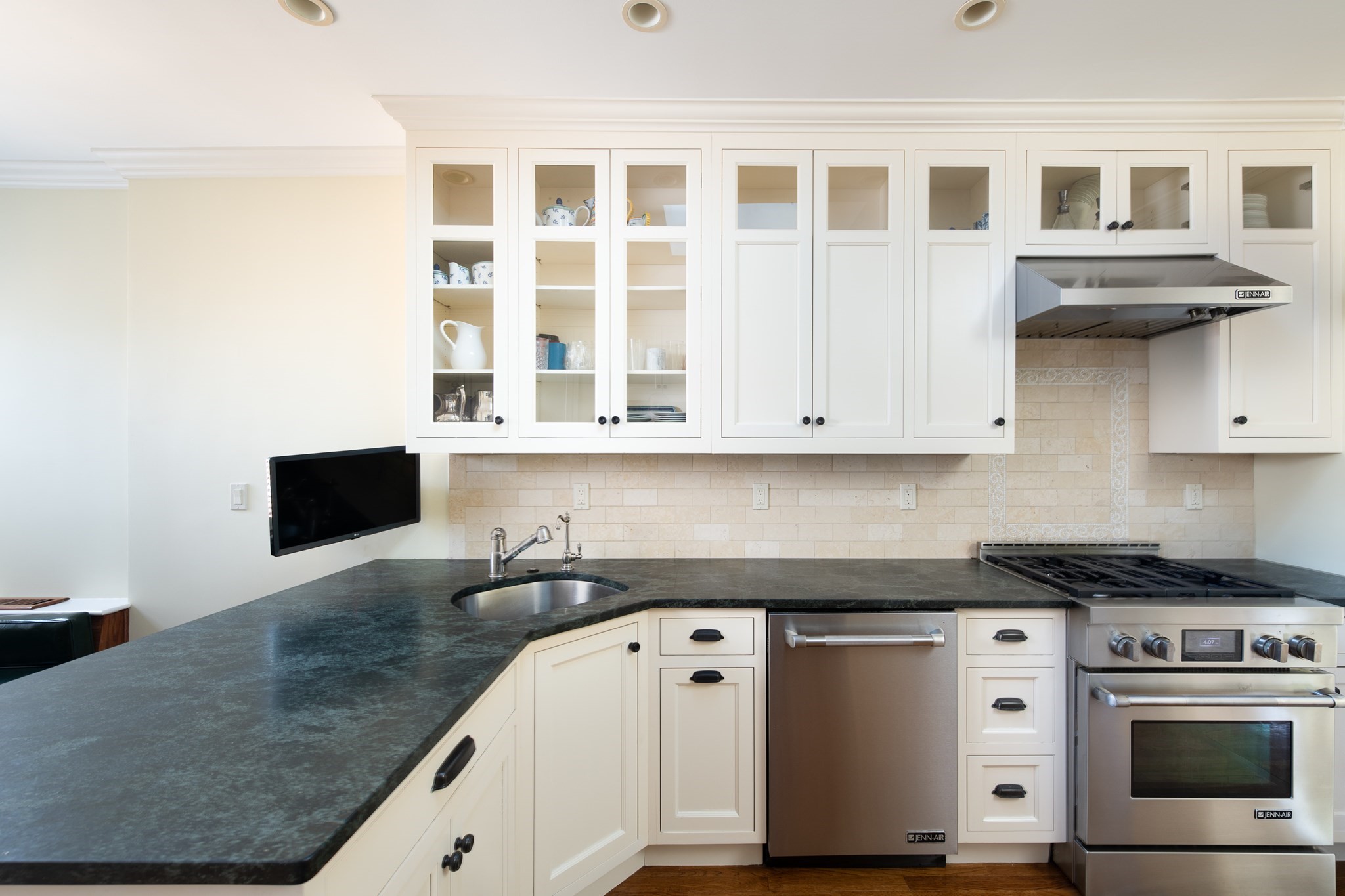 19 Thatcher St Unit E1-3, Brookline, MA 02446 - Image 11