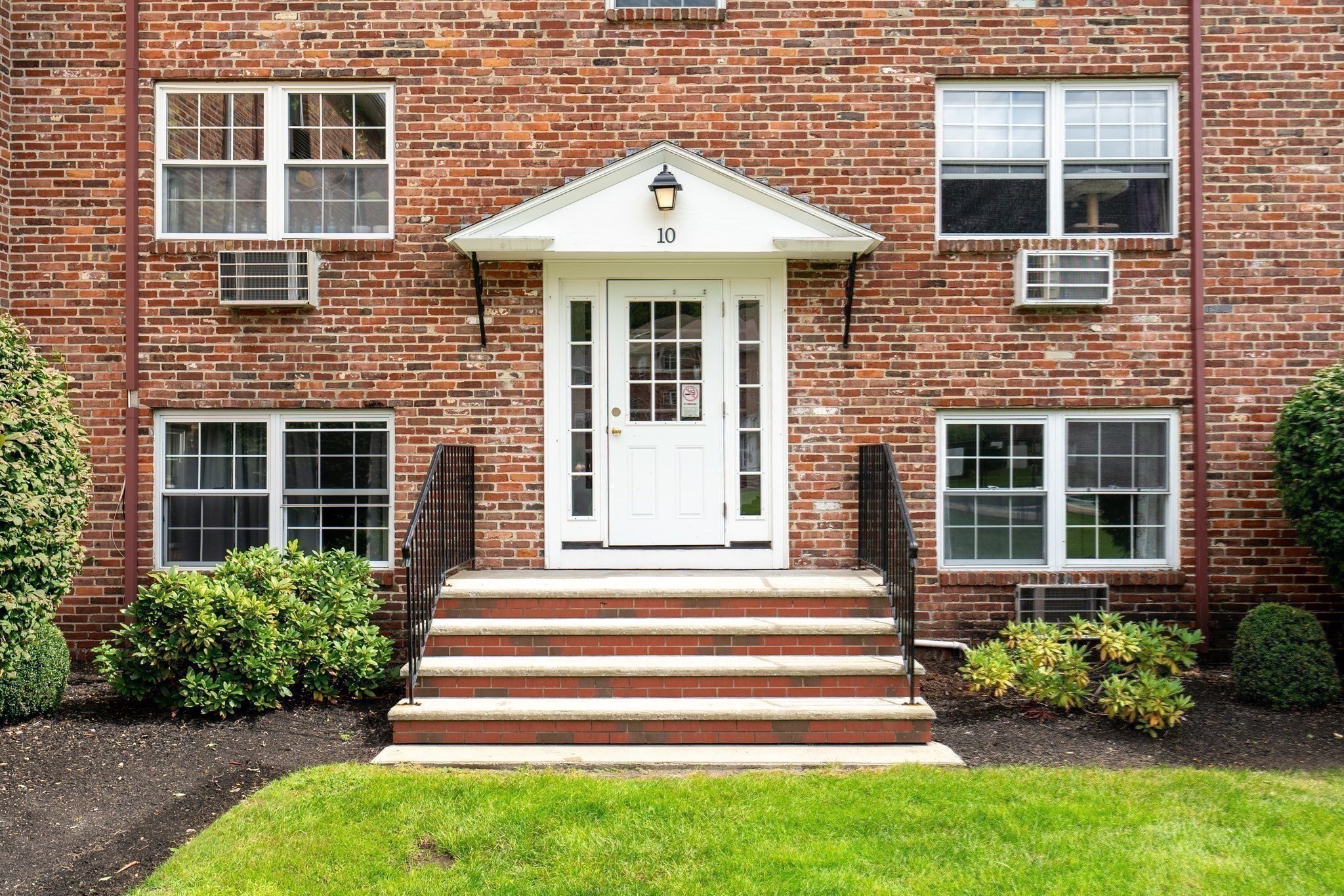 10 Colonial Village Dr Unit 2, Arlington, MA 02474 - Image 14