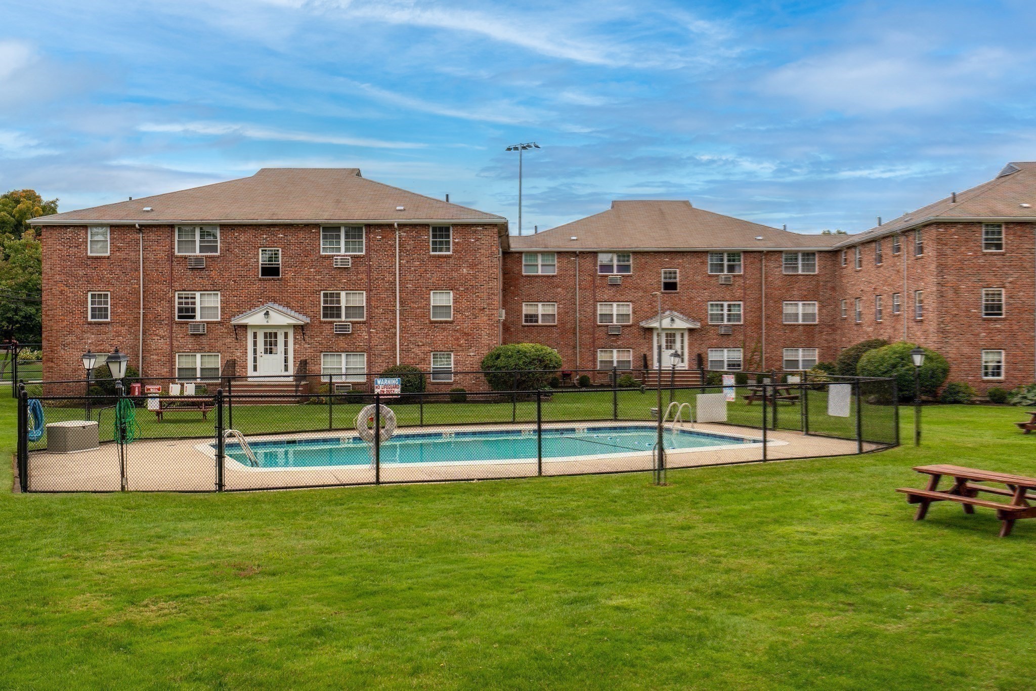 10 Colonial Village Dr Unit 2, Arlington, MA 02474 - Image 16