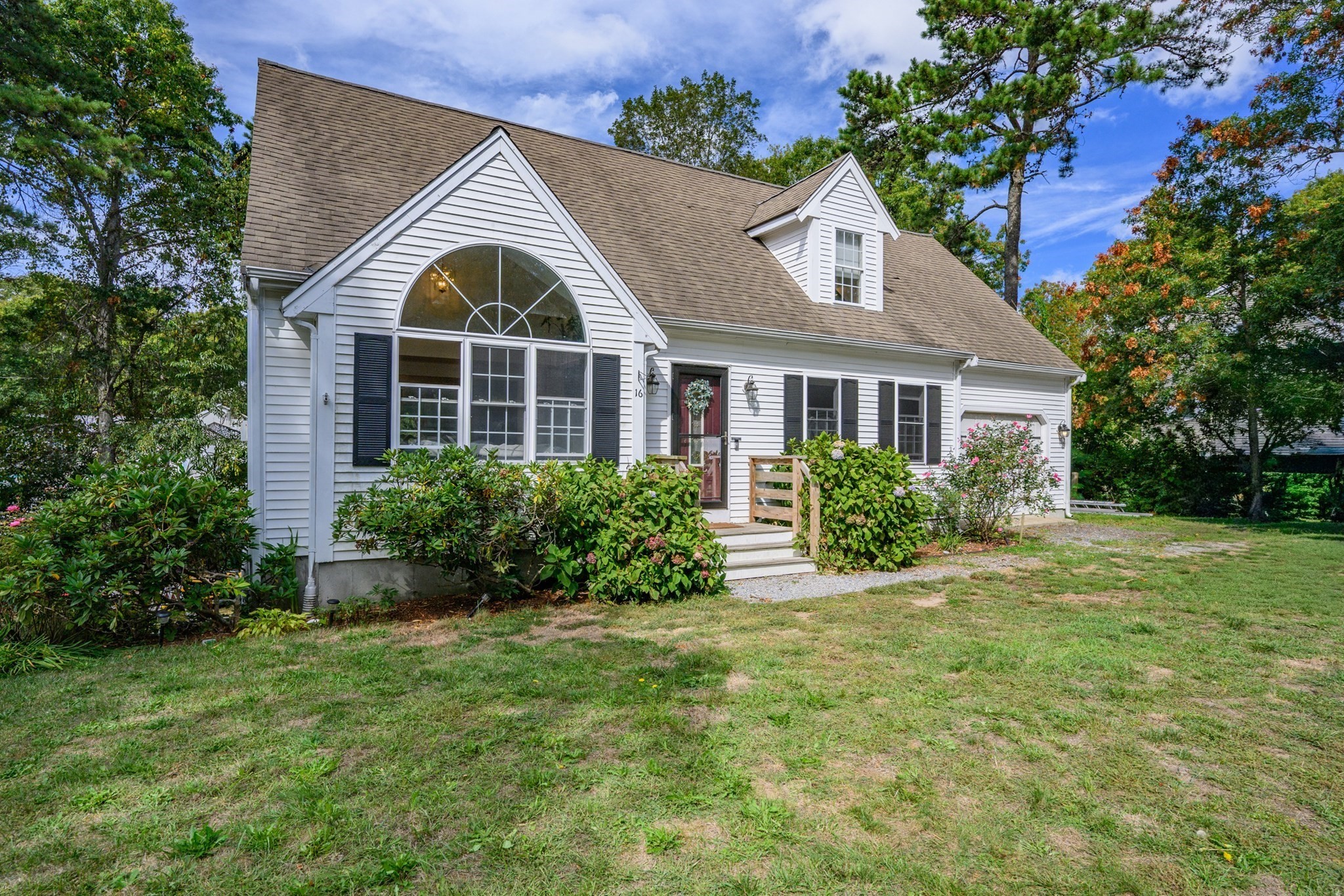 16 Balfour Ln, Mashpee, MA 02649 - Image 2