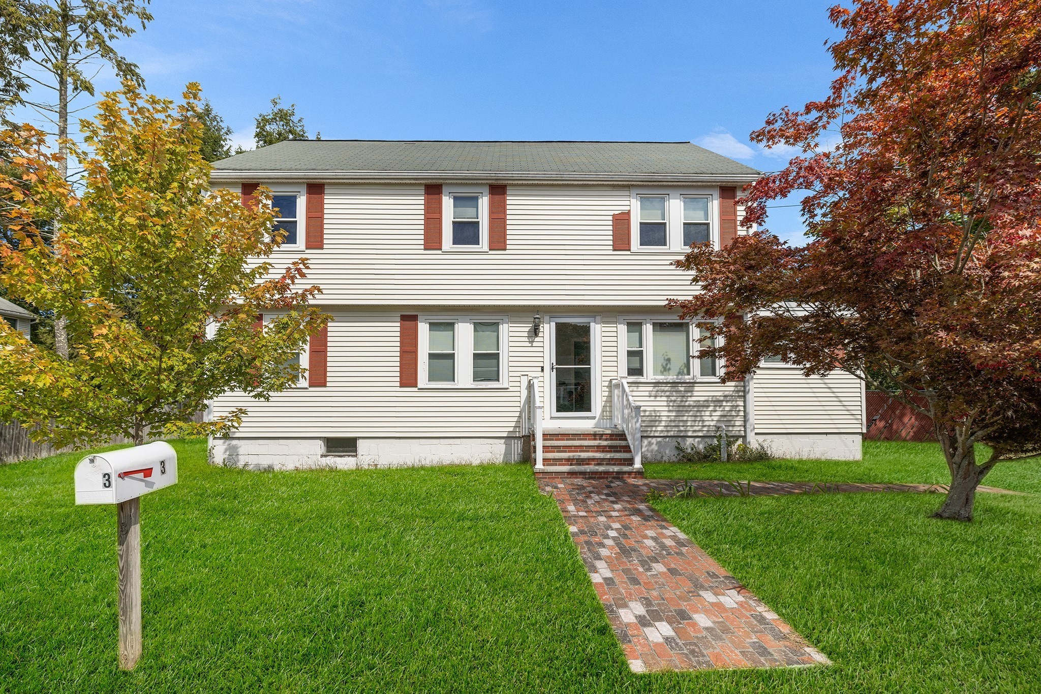 3 Cochrane Rd, Wilmington, MA 01887