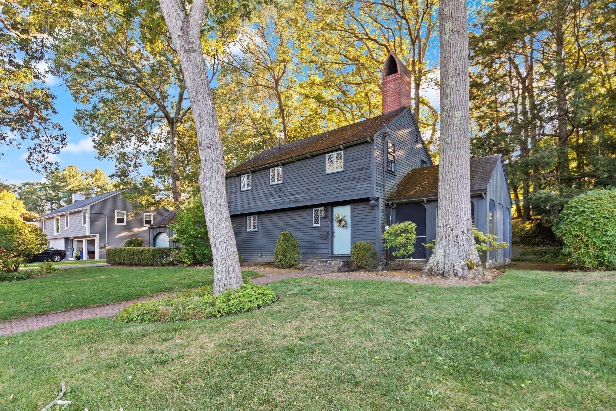 6 Longbow Rd, Lynnfield, MA 01940