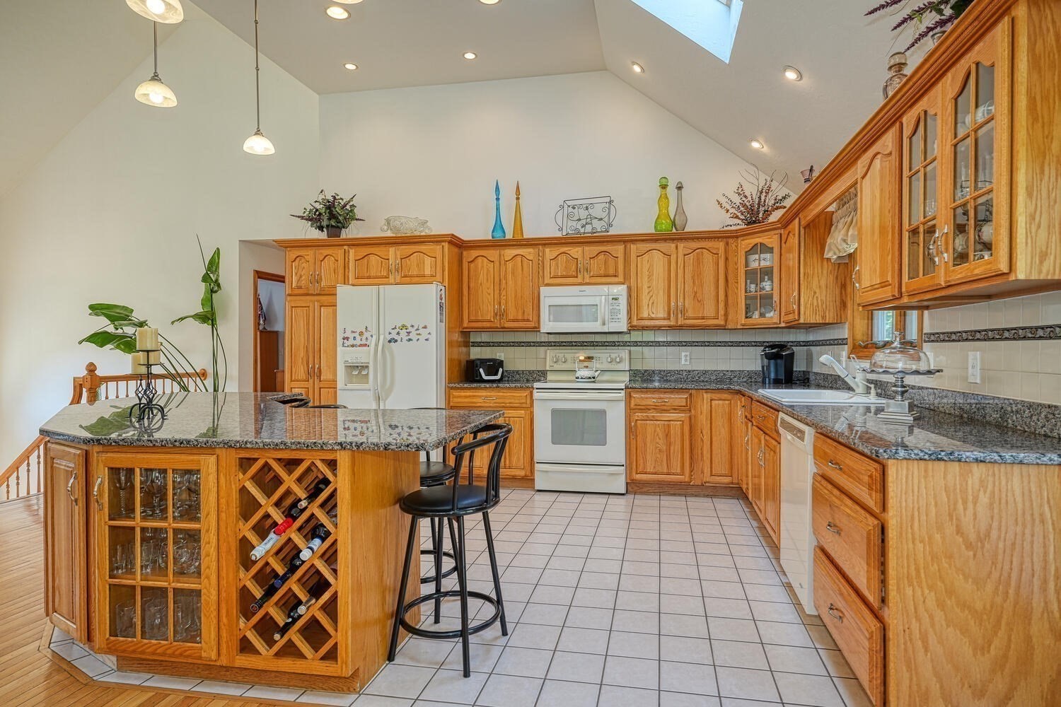 315 Central St, Hudson, MA 01749 - Image 5