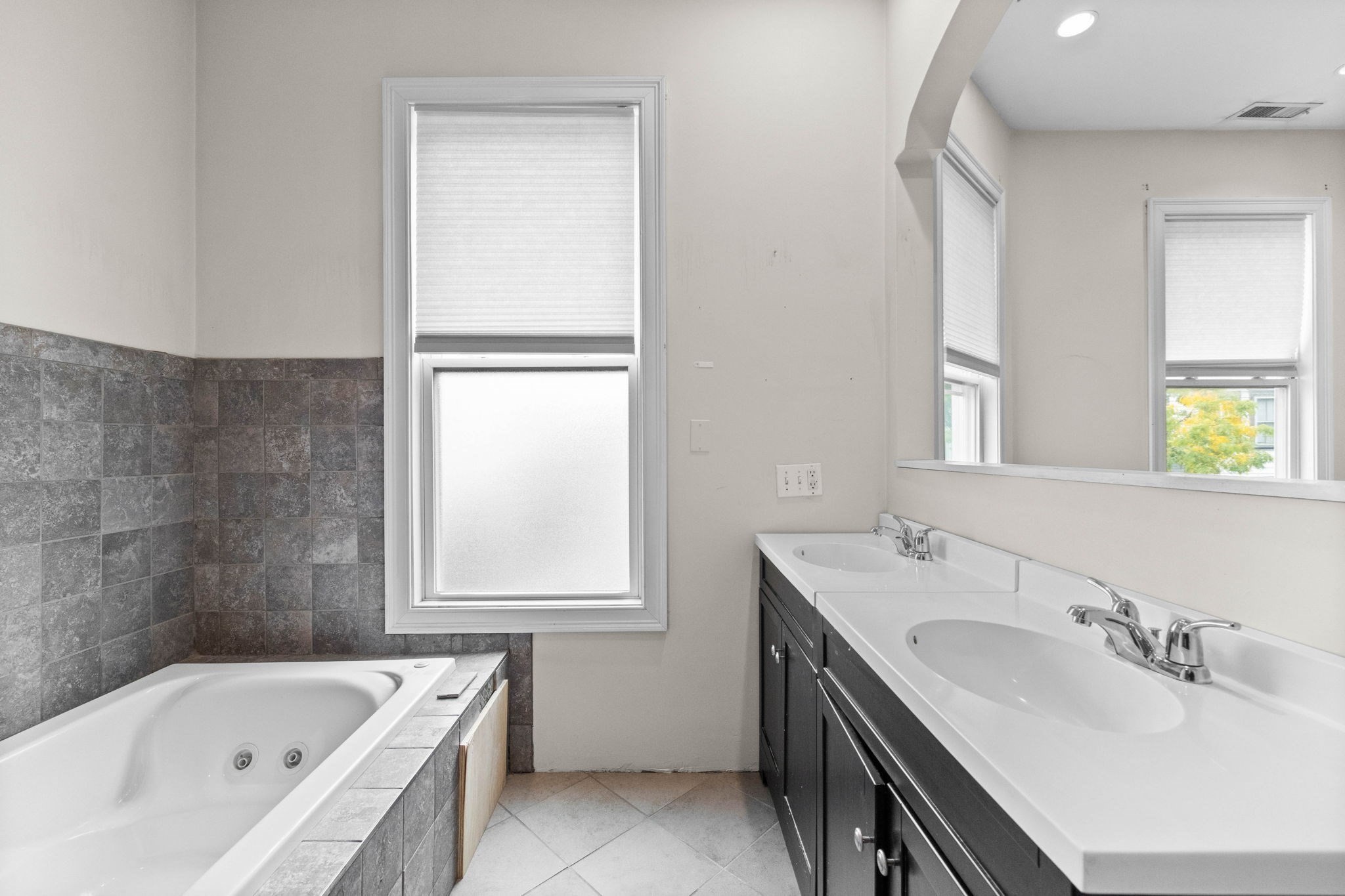 647 East 3rd Unit 2, South Boston, Boston, MA 02127 - Image 12