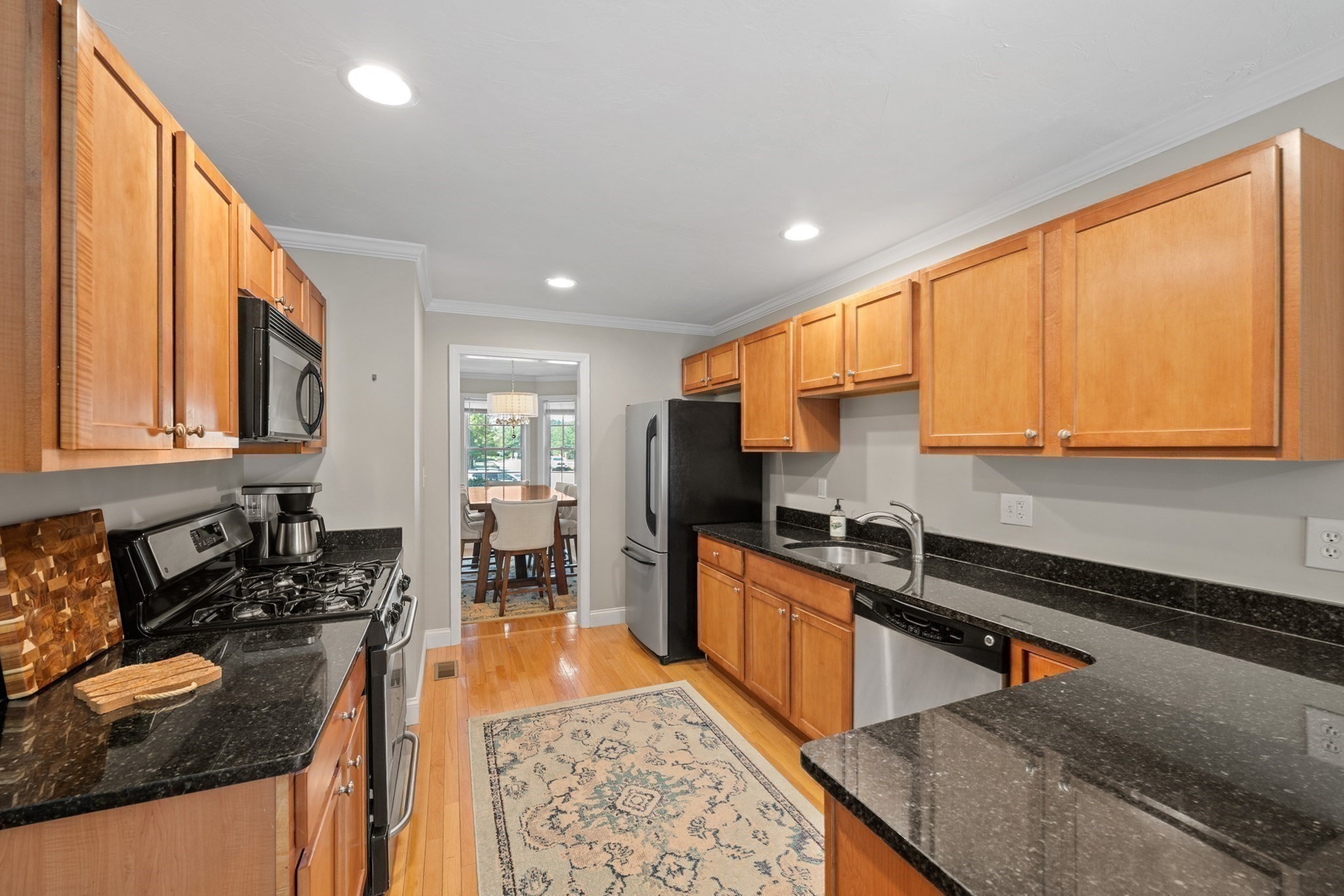 32 Whispering Pine Cir Unit 32, Worcester, MA 01606 - Image 2