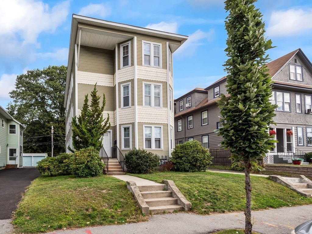 371 Chandler St Unit 2, Worcester, MA 01602 - Image 2