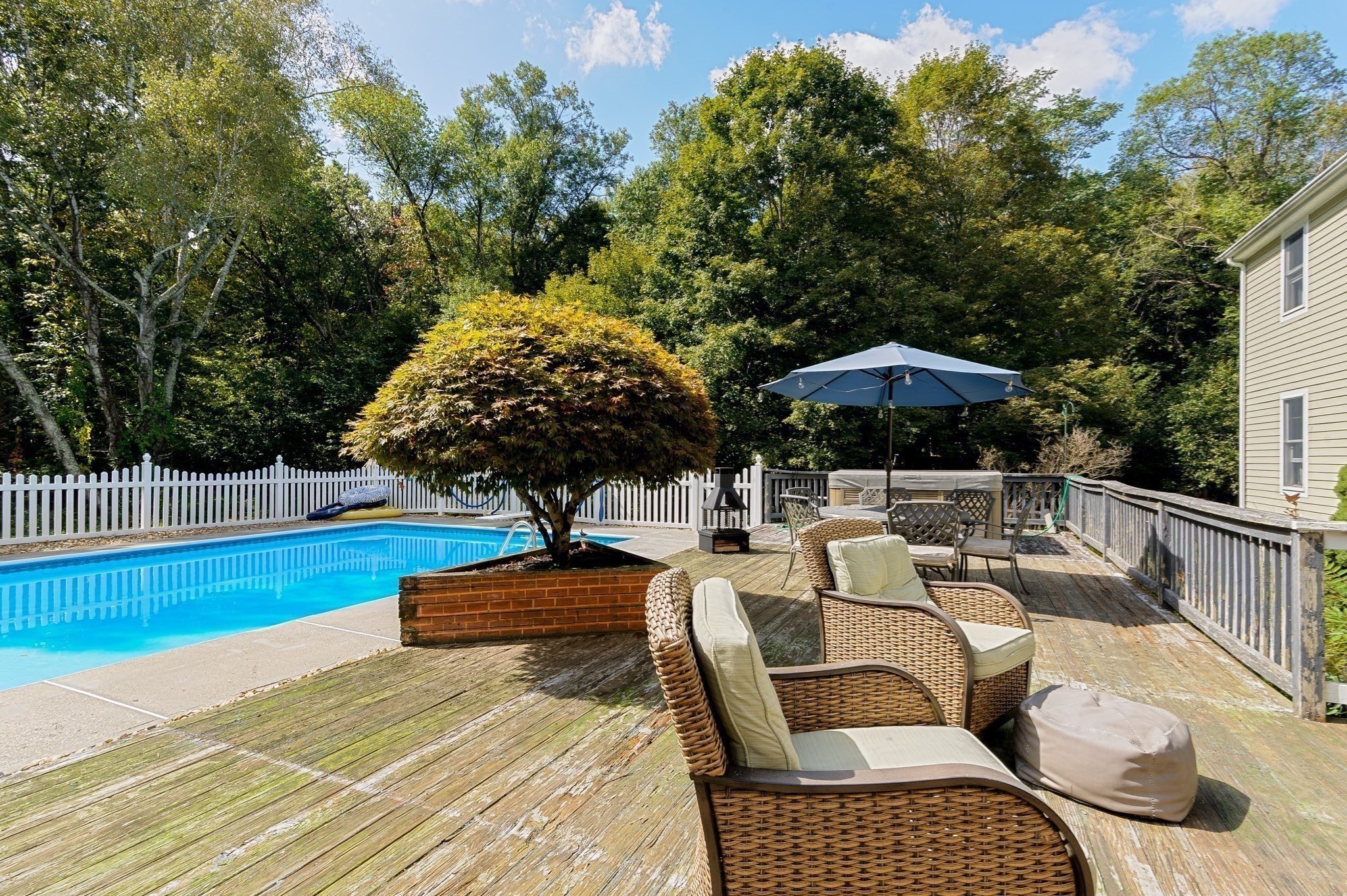 16 Jackie Dr, Millbury, MA 01527 - Image 9