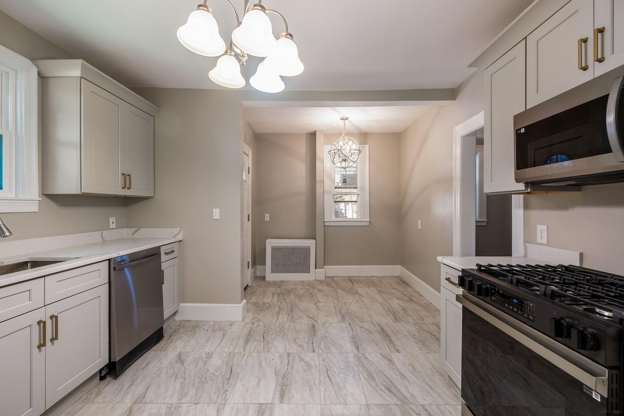 122 Bellevue Ave., Springfield, MA 01108 - Image 15