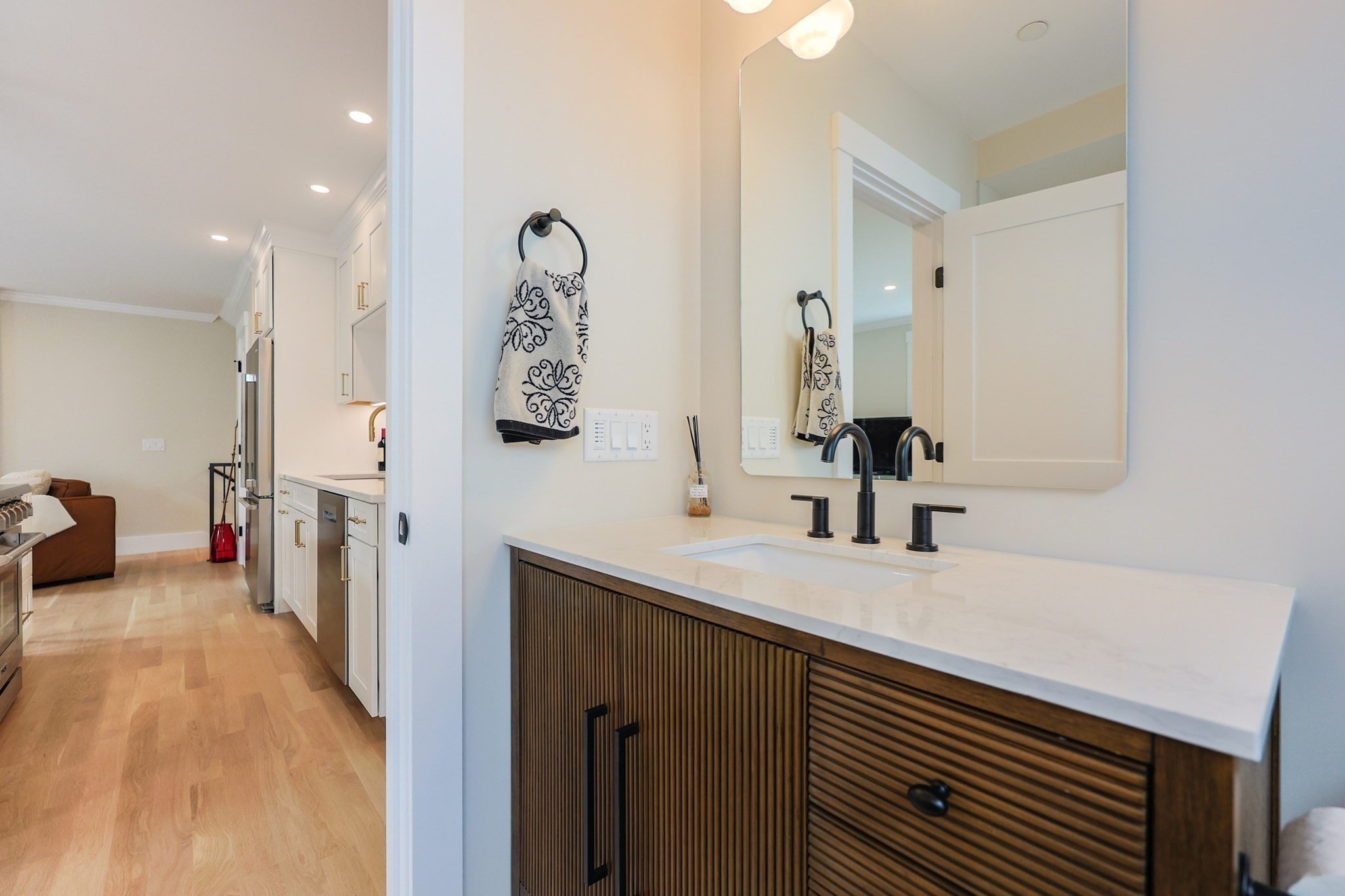 105 Market Unit B, Amesbury, MA 01913 - Image 11