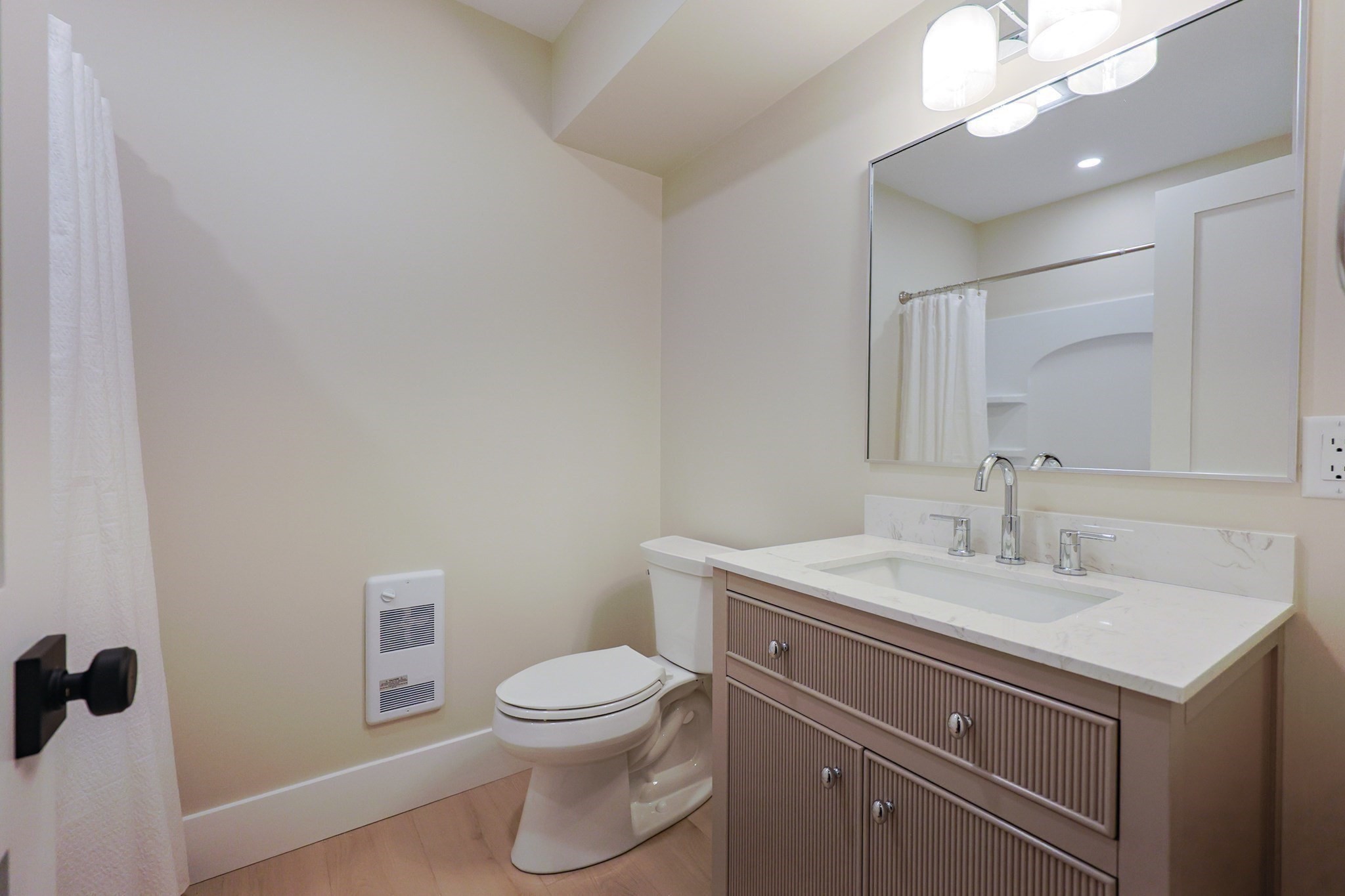 105 Market Unit B, Amesbury, MA 01913 - Image 16