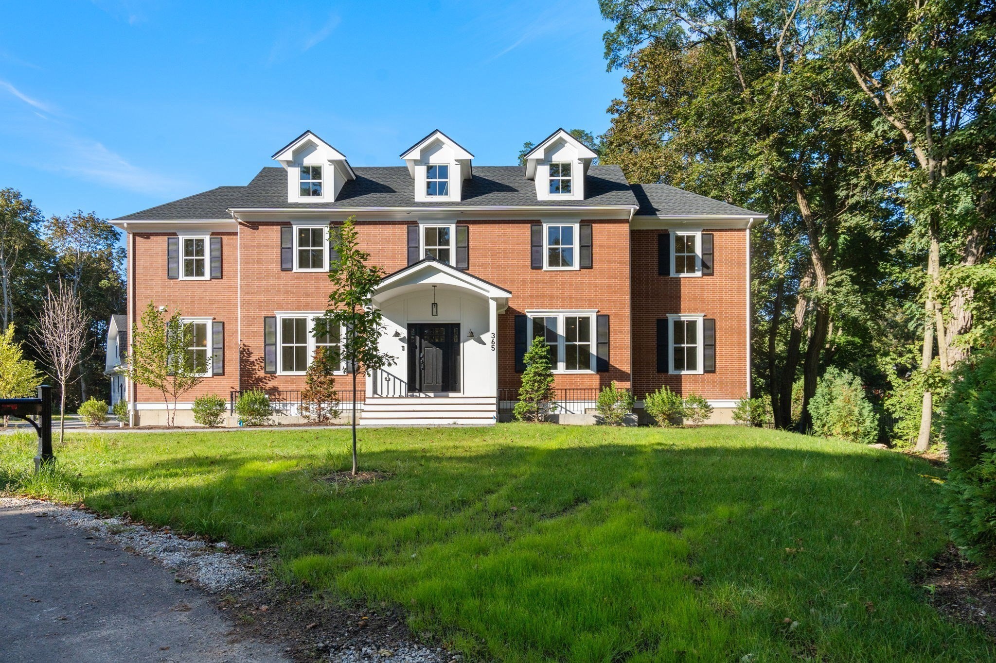 20 Oakland Street Front, Wellesley, MA 02481