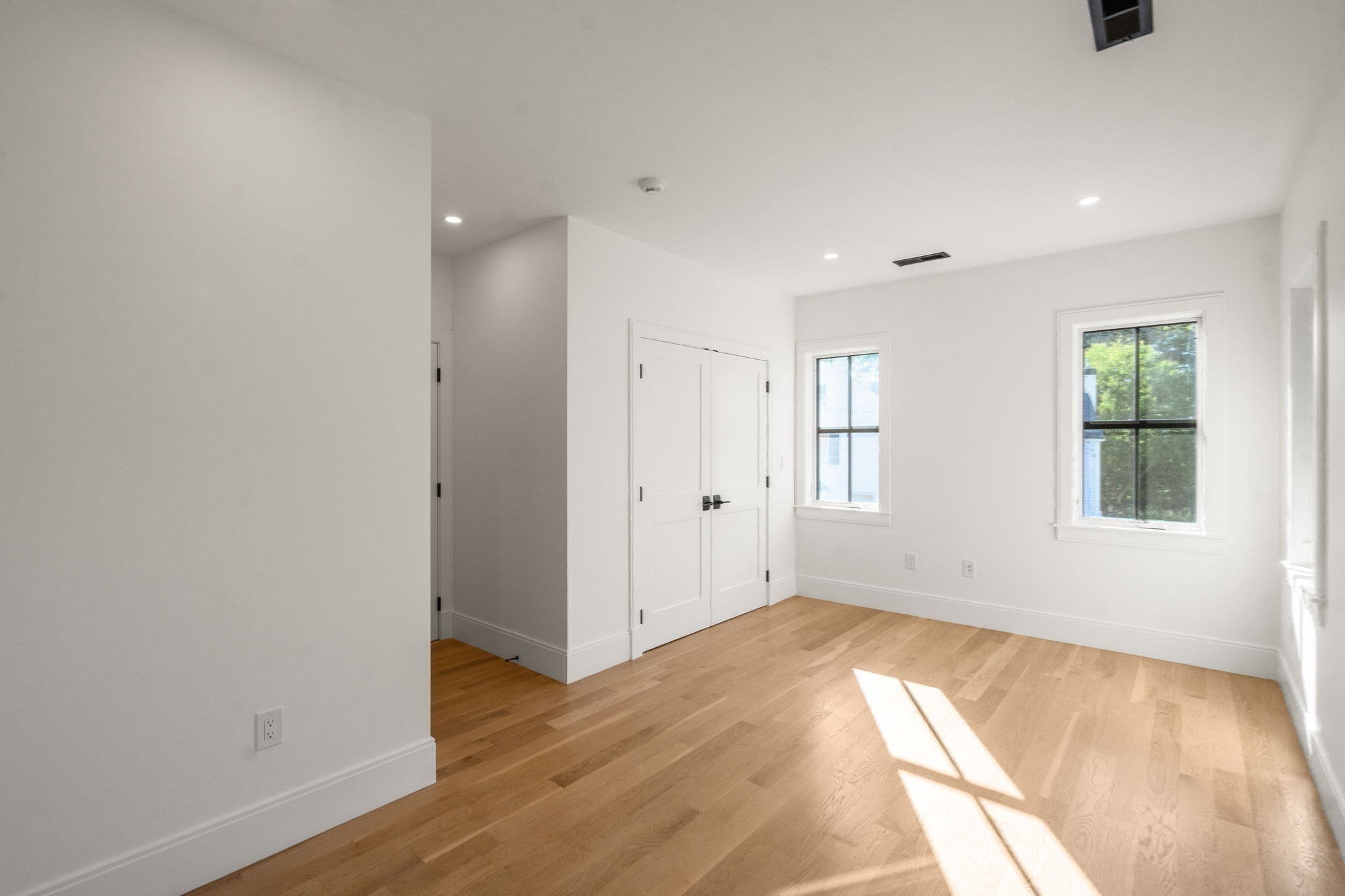 20 Oakland Street Front, Wellesley, MA 02481 - Image 25