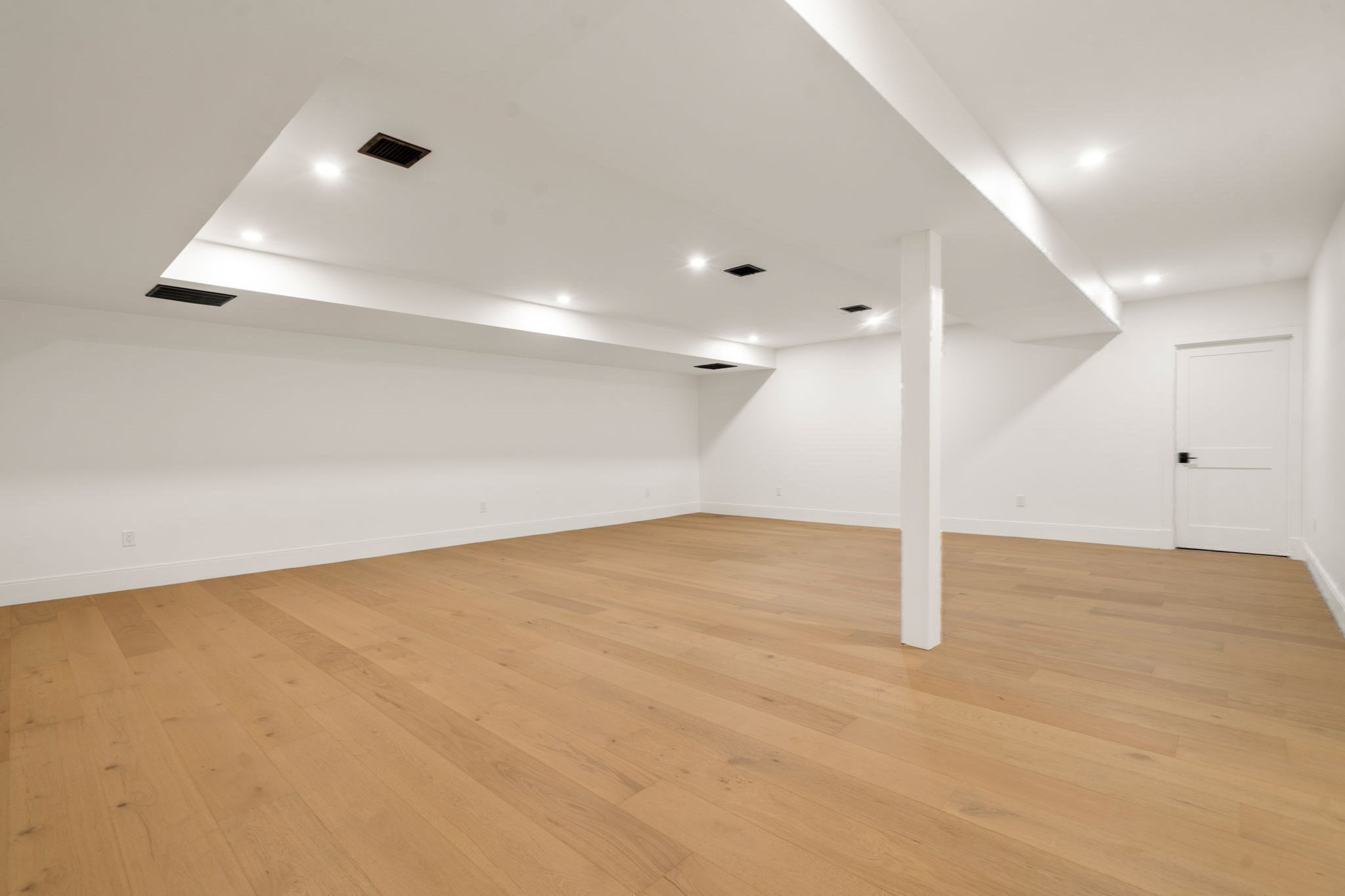 20 Oakland Street Front, Wellesley, MA 02481 - Image 29