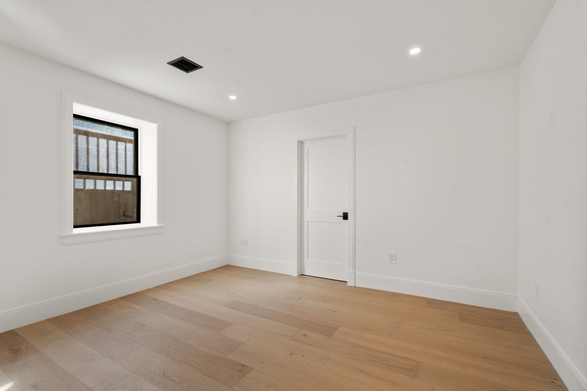 20 Oakland Street Front, Wellesley, MA 02481 - Image 32