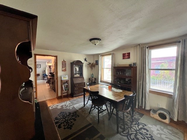 93 Maple St, Greenfield, MA 01301 - Image 11