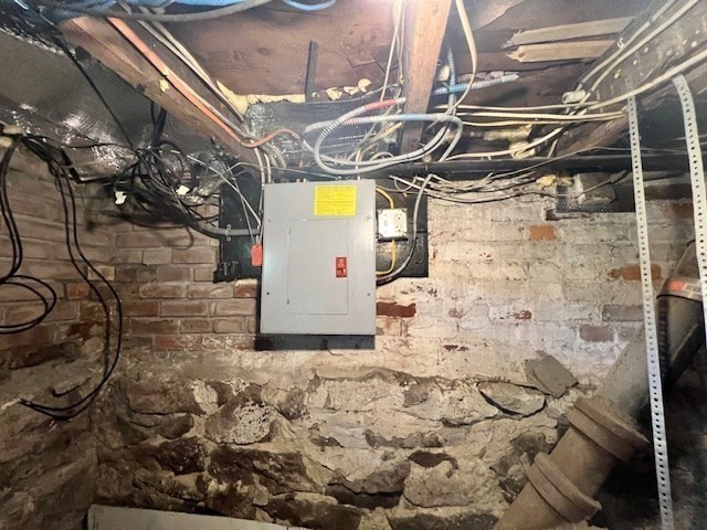 93 Maple St, Greenfield, MA 01301 - Image 27