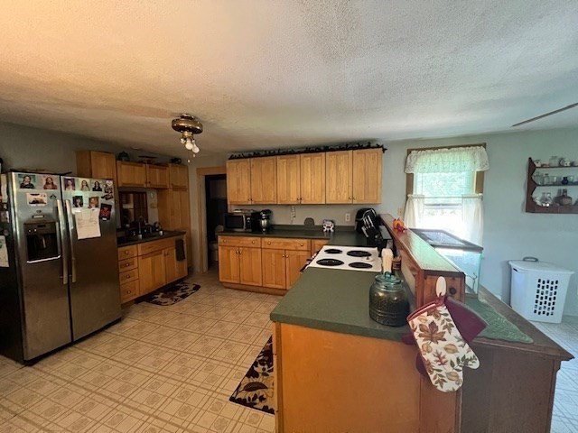 93 Maple St, Greenfield, MA 01301 - Image 7