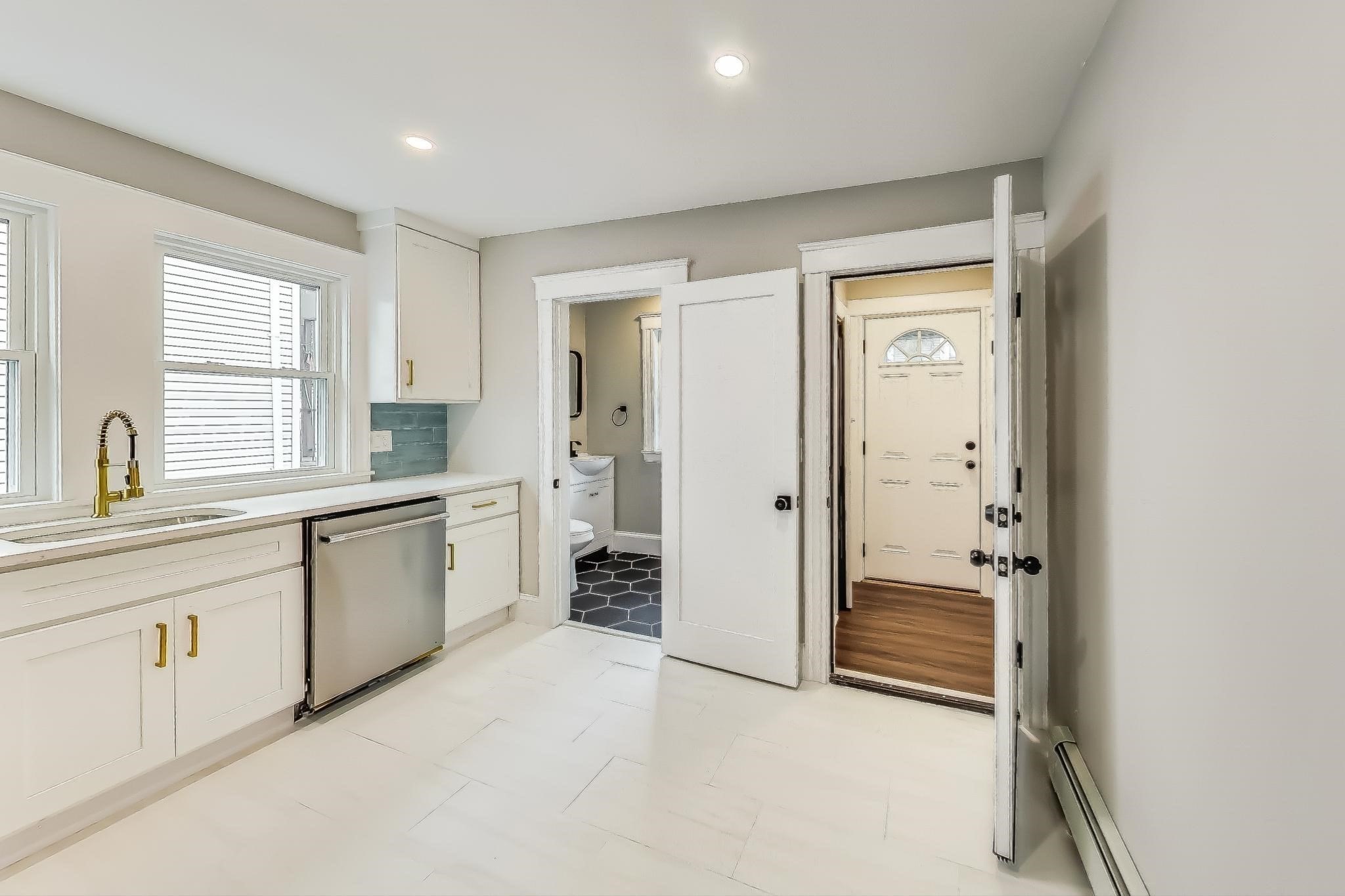 39 Luke Rd, Everett, MA 02149 - Image 3