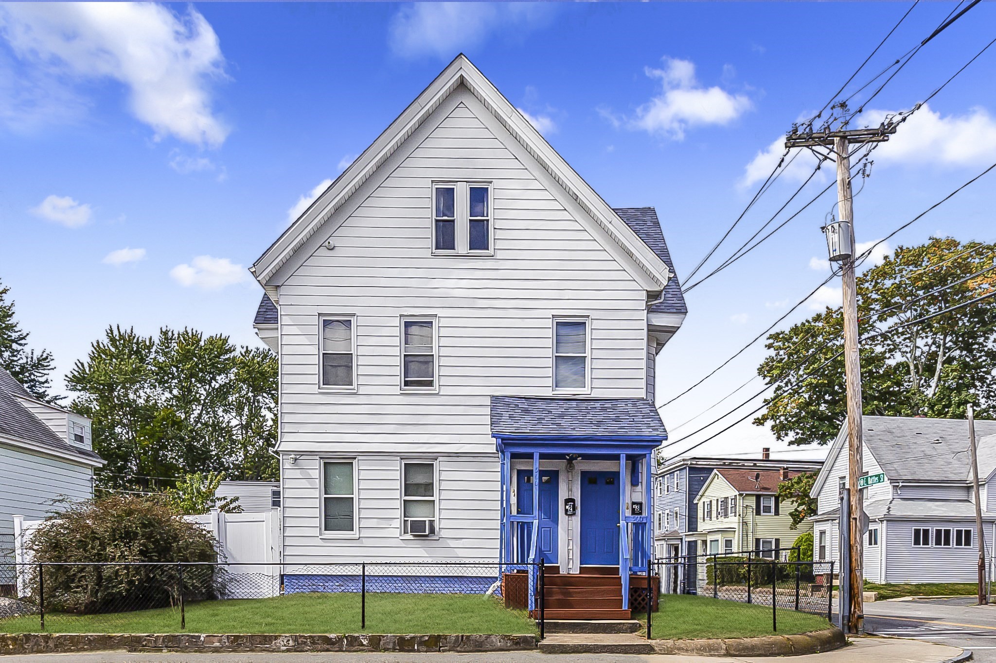 560 N Montello St, Brockton, MA 02301