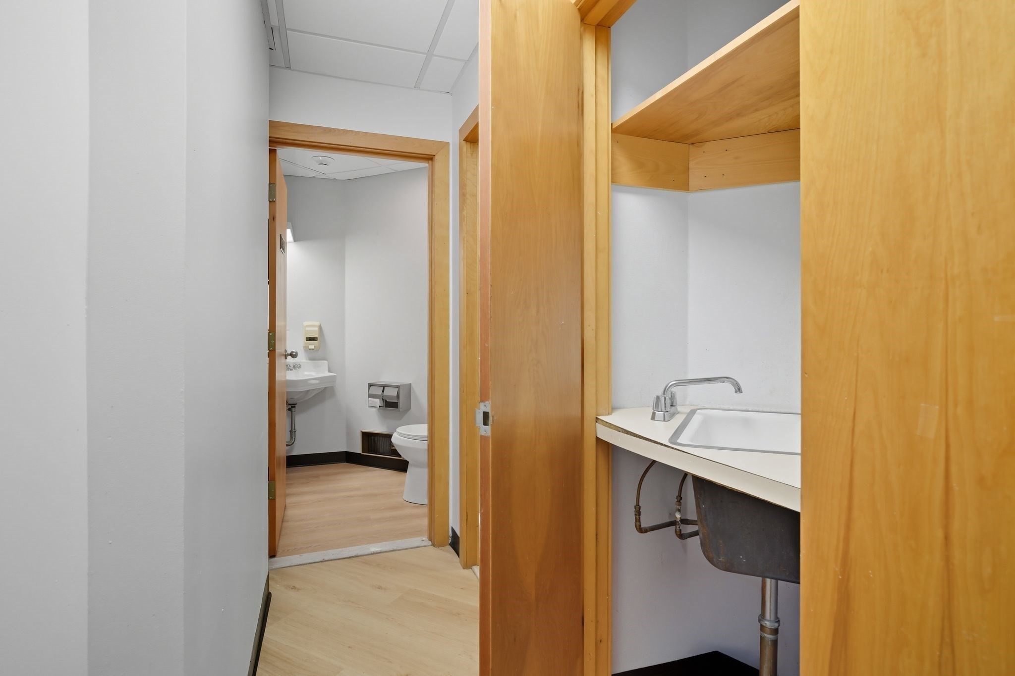 52 East St, Ludlow, MA 01056 - Image 17