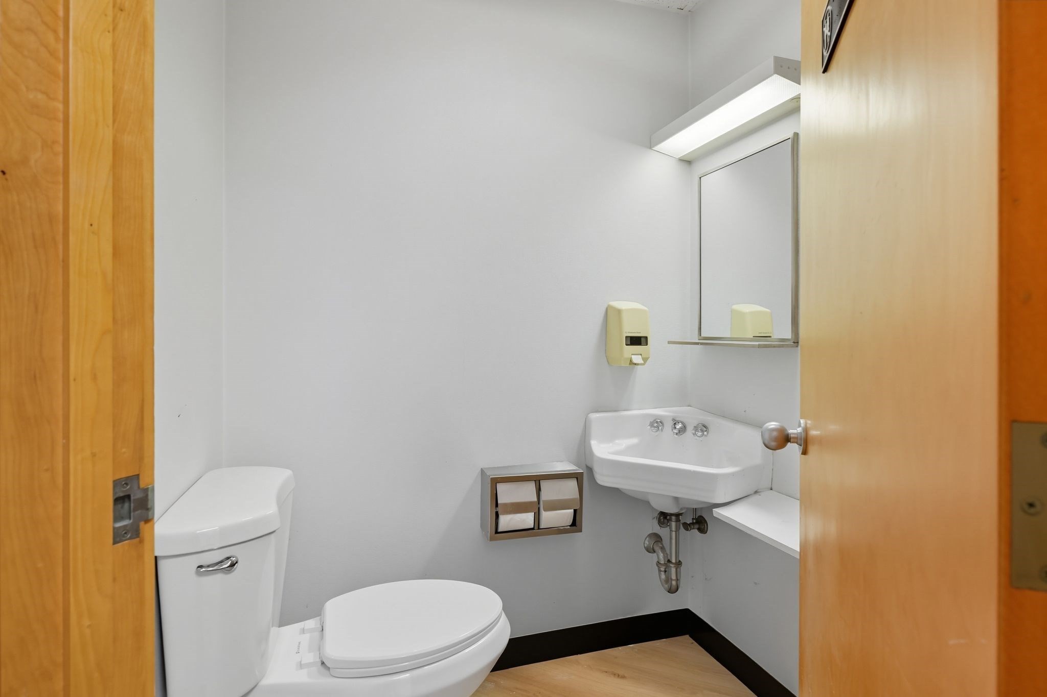 52 East St, Ludlow, MA 01056 - Image 18