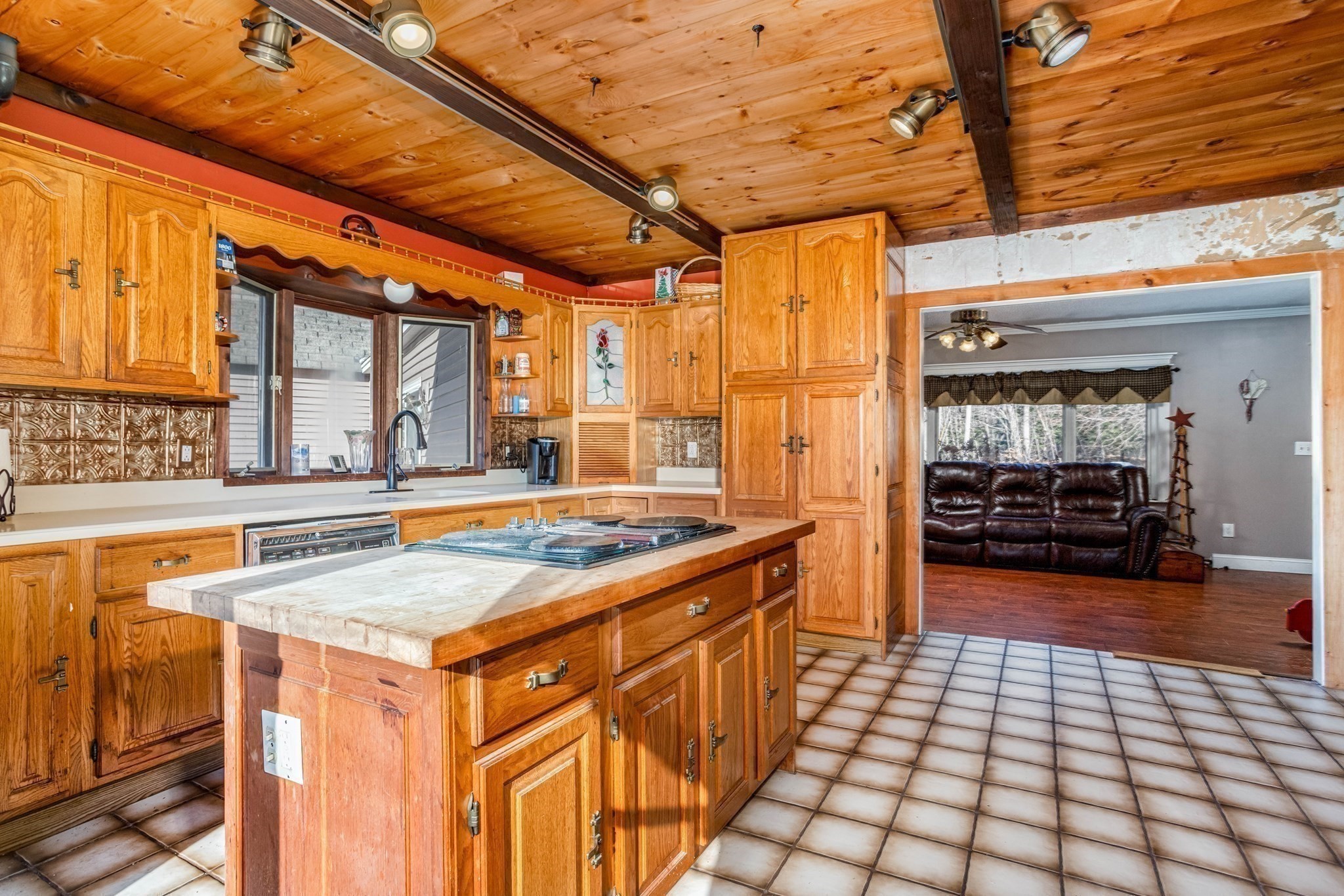 118 Spring Hill  Road, Ashby, MA 01431 - Image 9