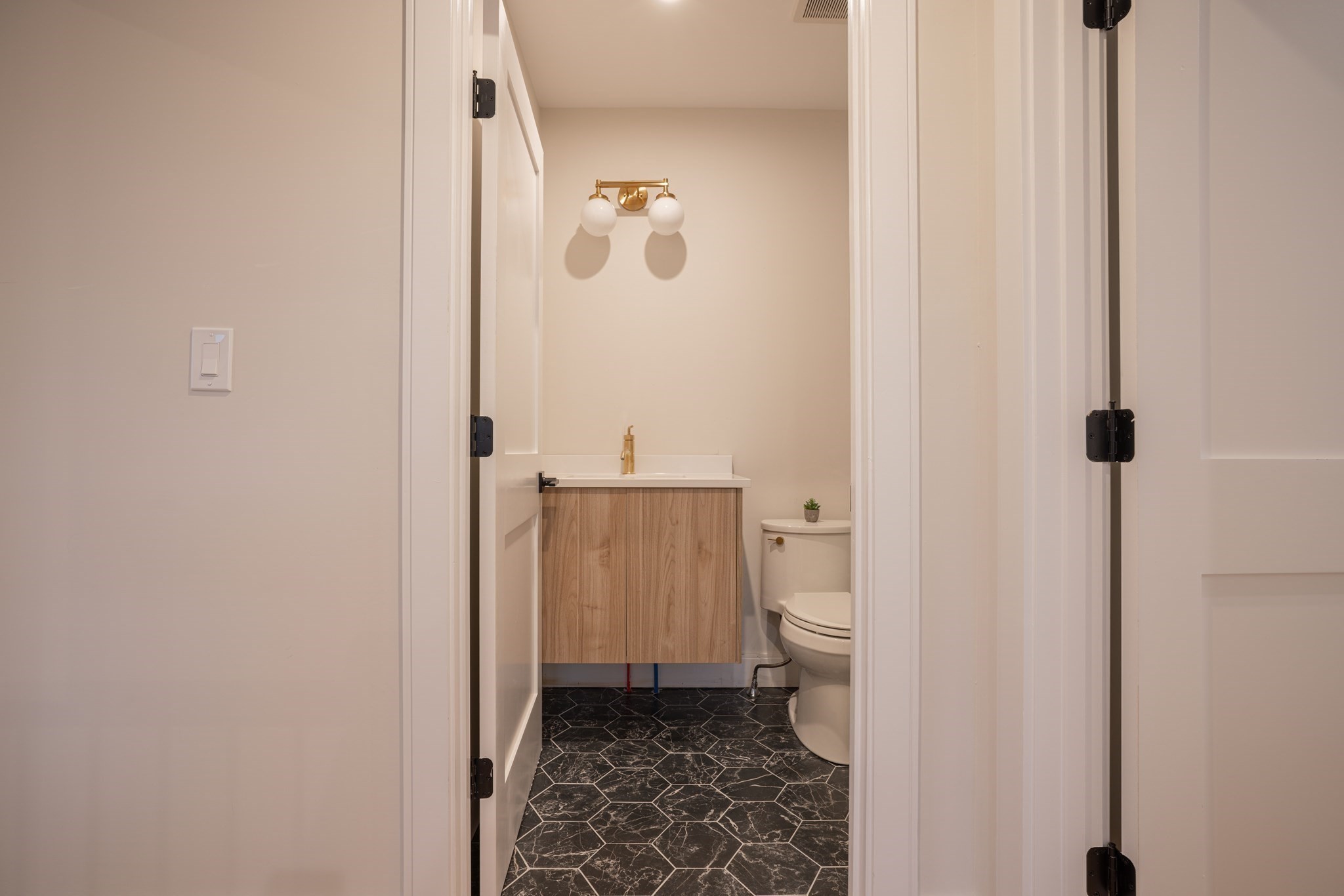 1 Marion Street Unit 6, Cambridge, MA 02141 - Image 26