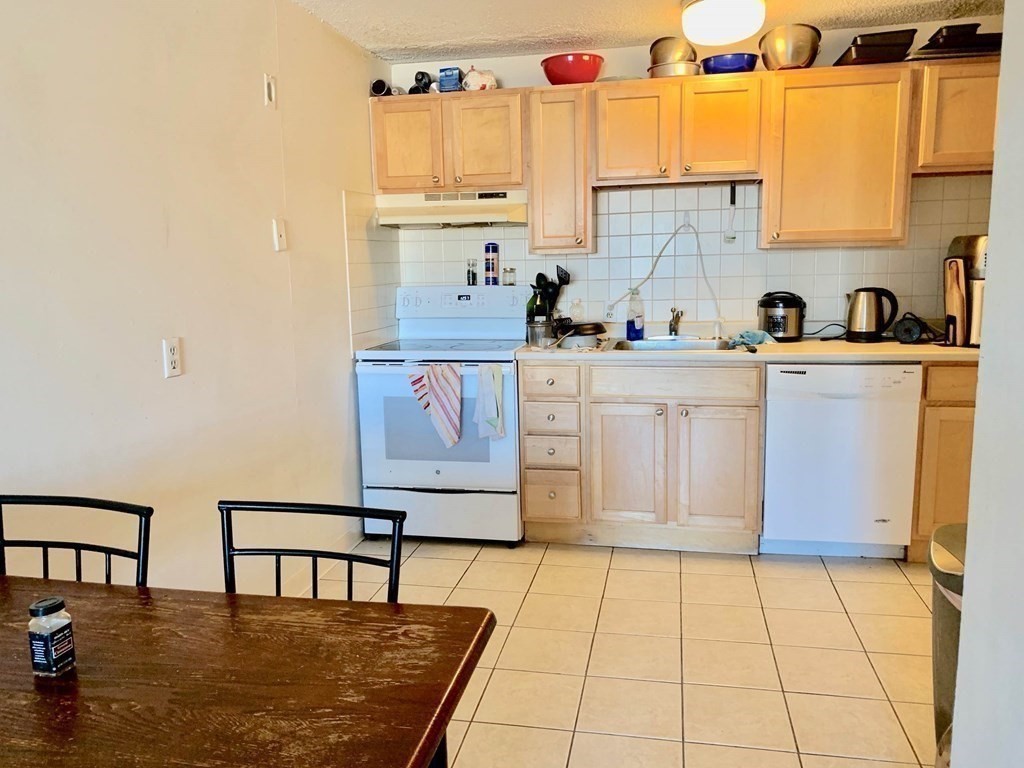 239 Kelton St Unit 41, Brighton, Boston, MA 02134 - Image 2