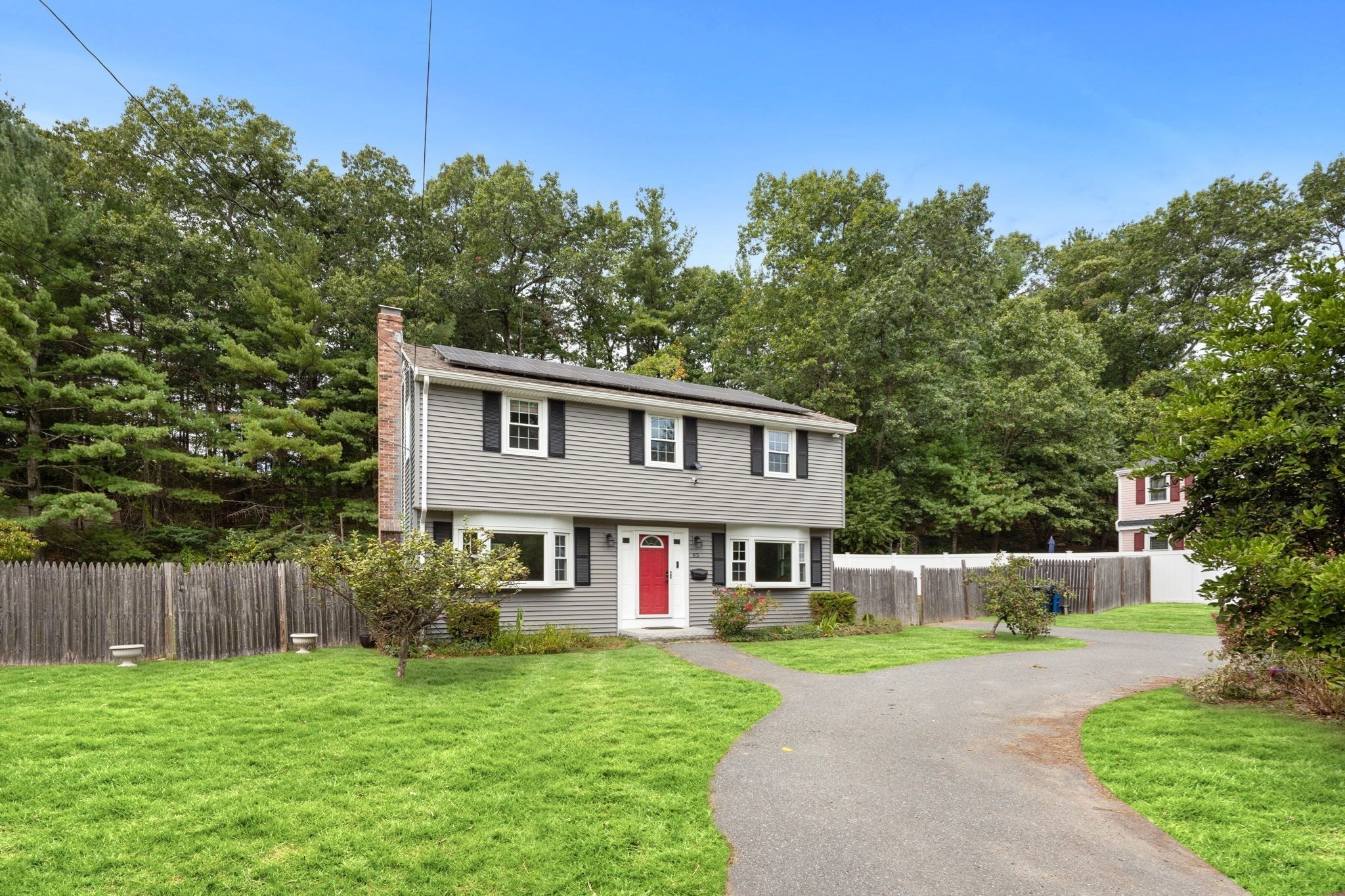 83 Lowell St, Andover, MA 01810
